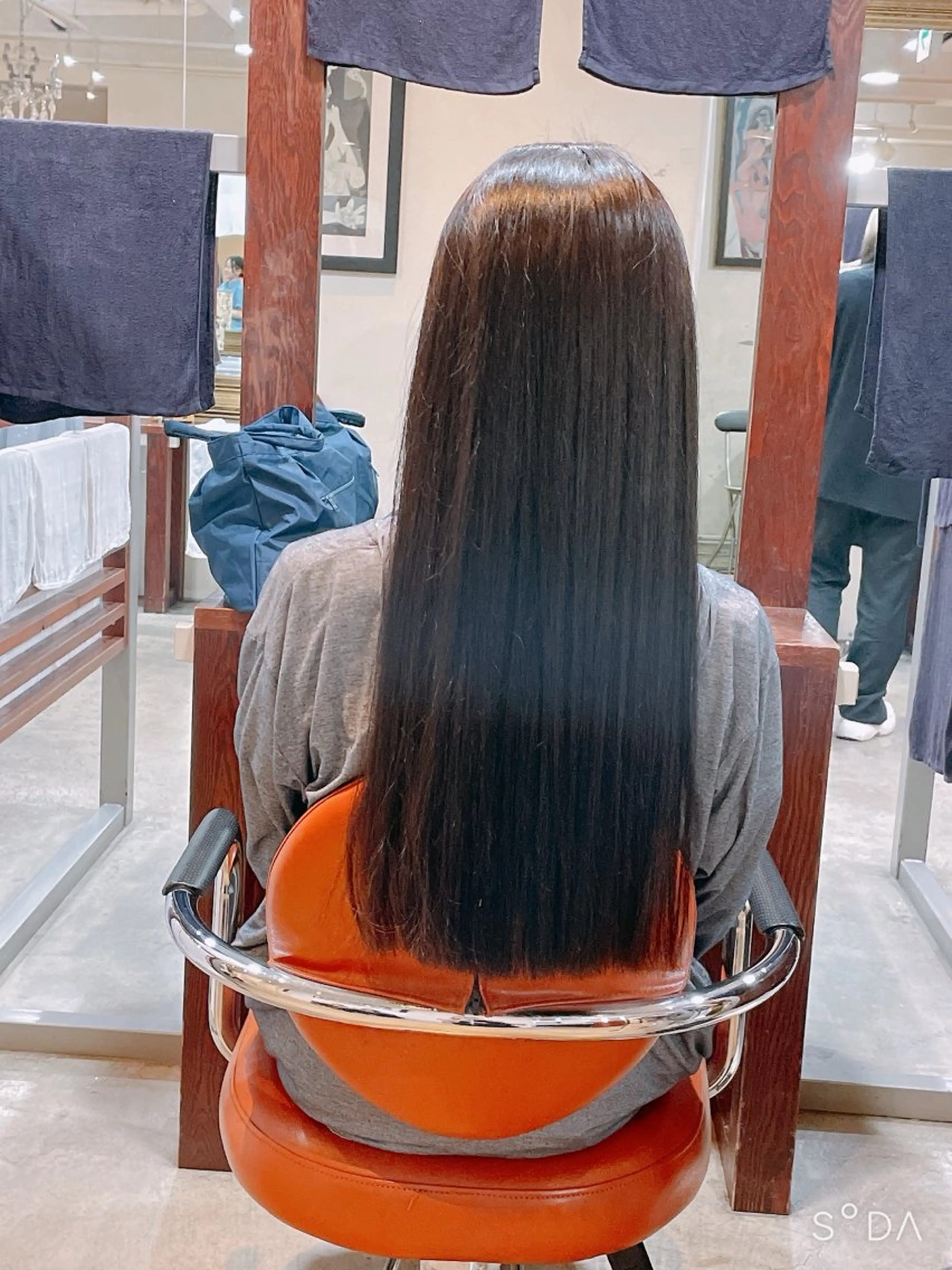 縮毛矯正 宮嵜 麻樺のヘアスタイル