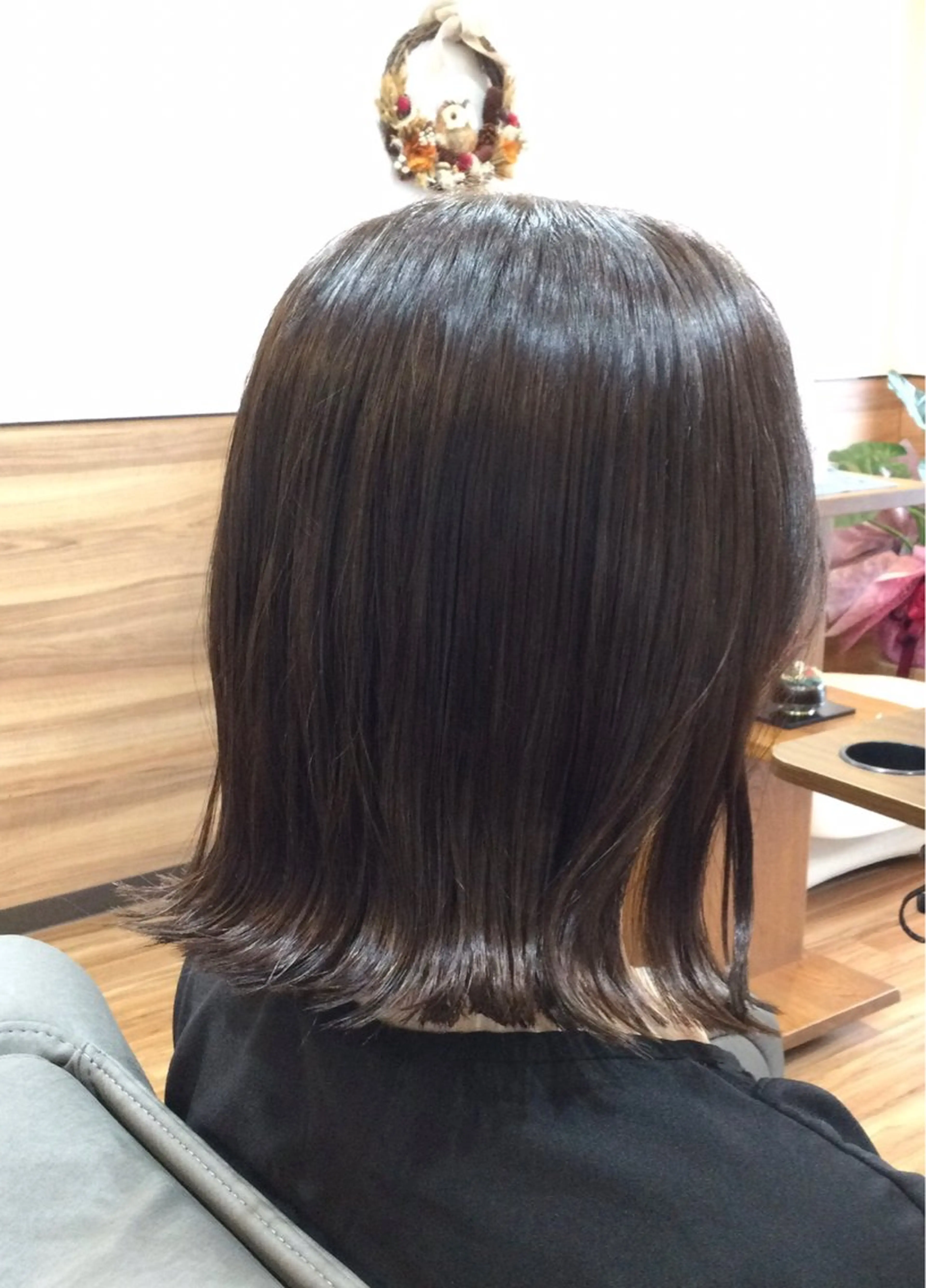 ミディアム カラー グレージュ カット Annon プライベートサロンのヘアスタイル