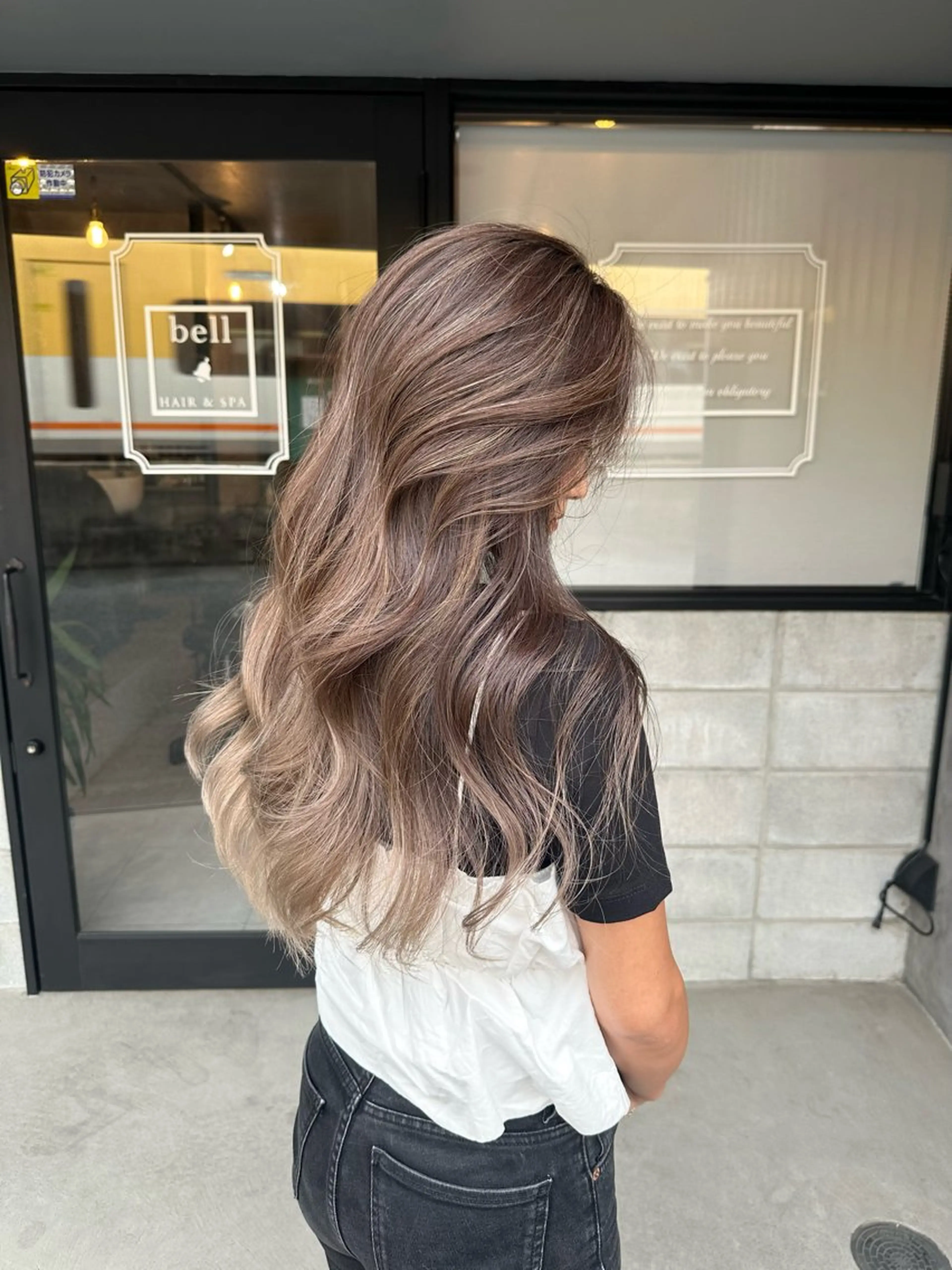 カラー グラデーションカラー ハイライトカラー 森本 笑のヘアスタイル