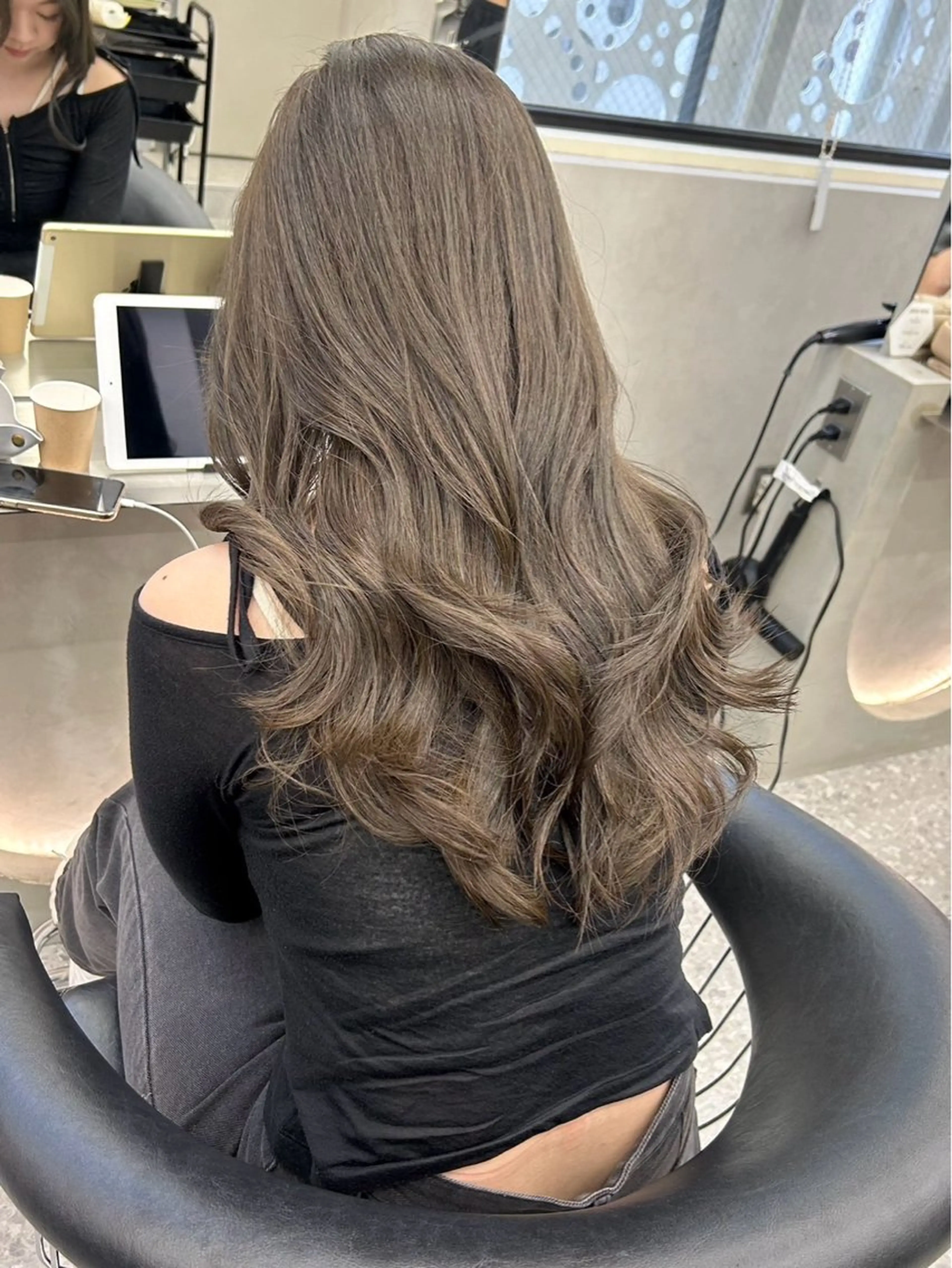 ロング カット ヘアカラー トリートメント MOMOHA/ 🍑レイヤーカットのヘアスタイル