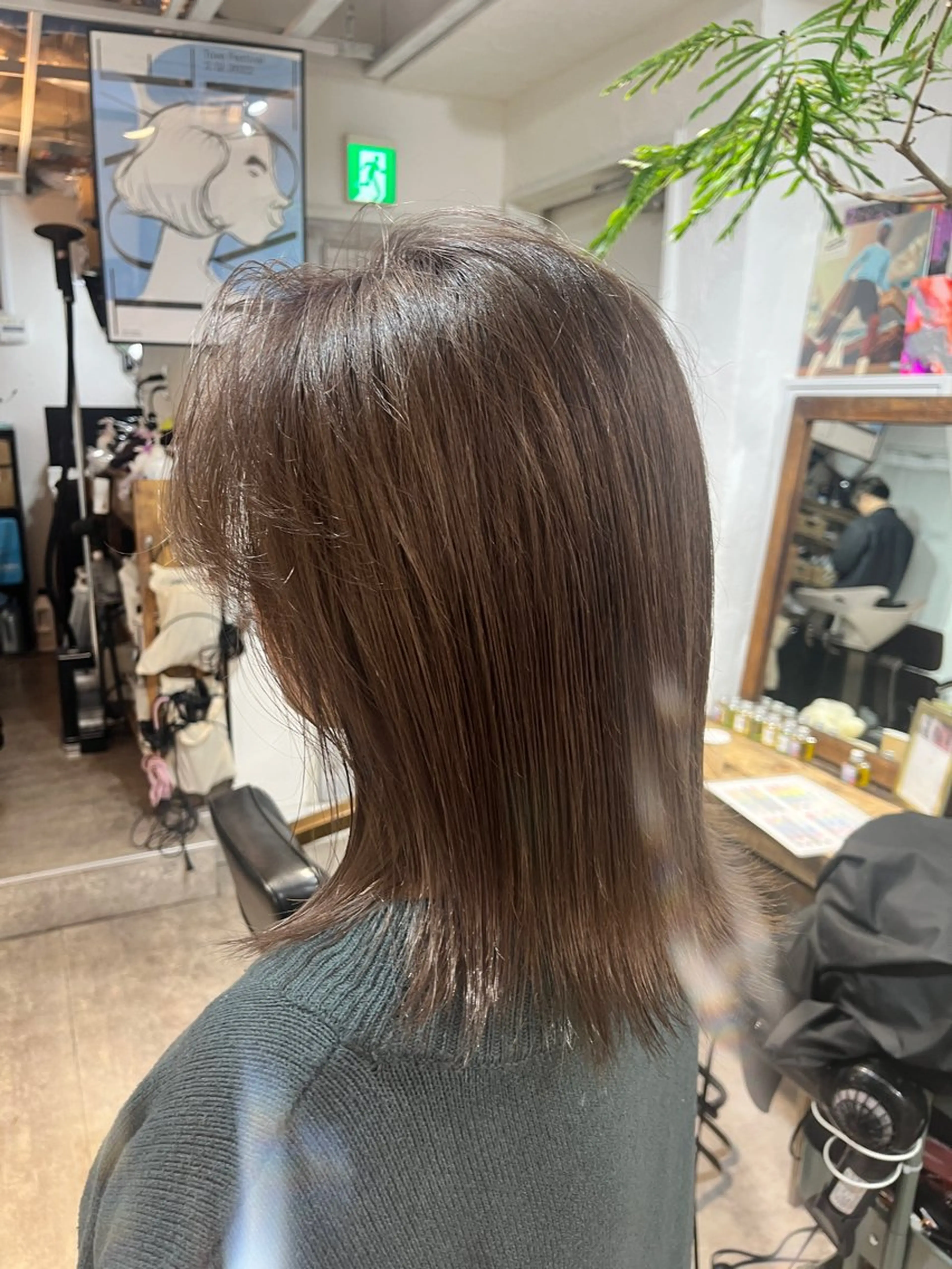 ミディアム カラー デザインカット/新宿 🕊️mao 🌿のヘアスタイル