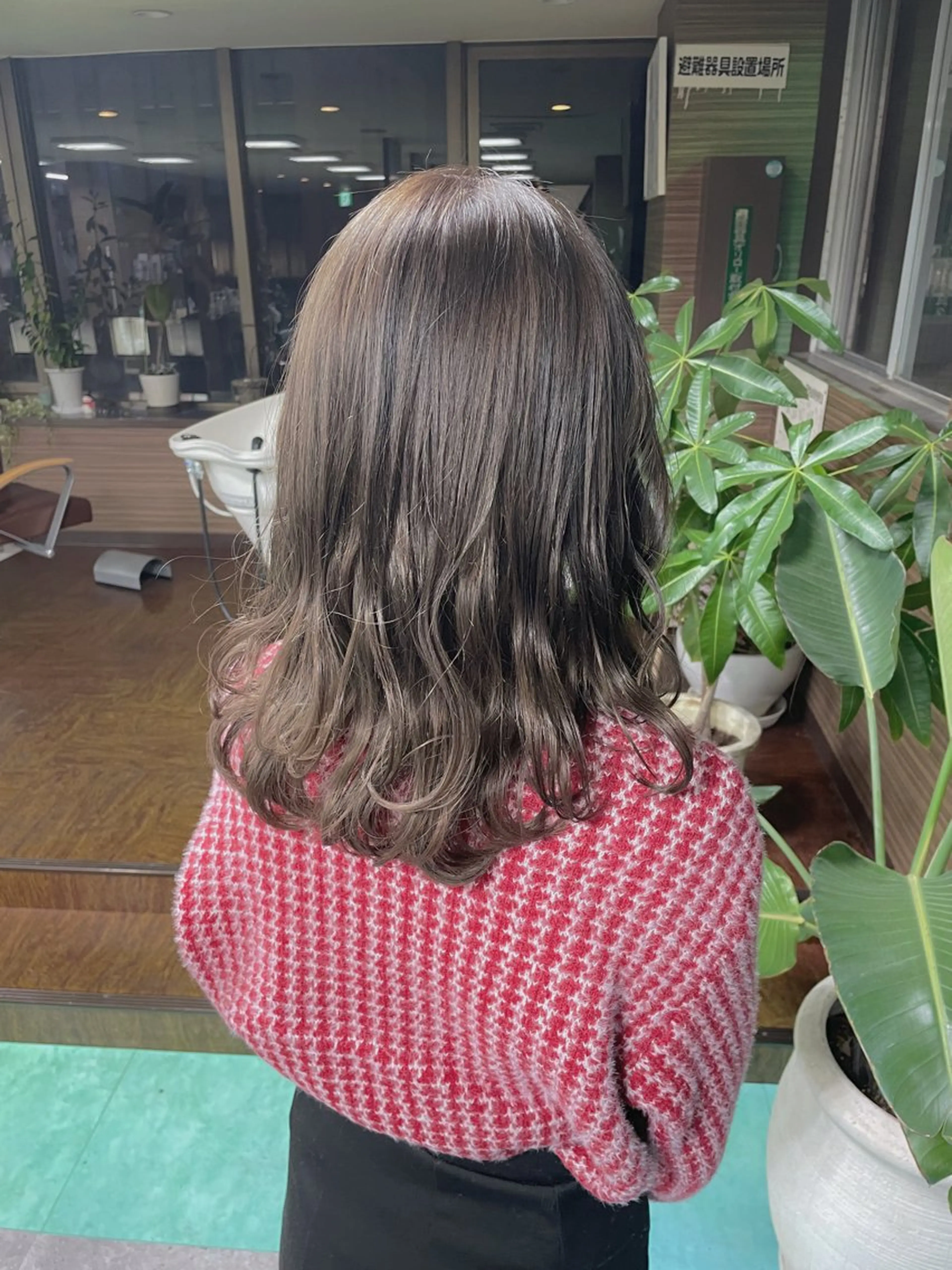 セミロング ヘアカラー 土居 正季のヘアスタイル