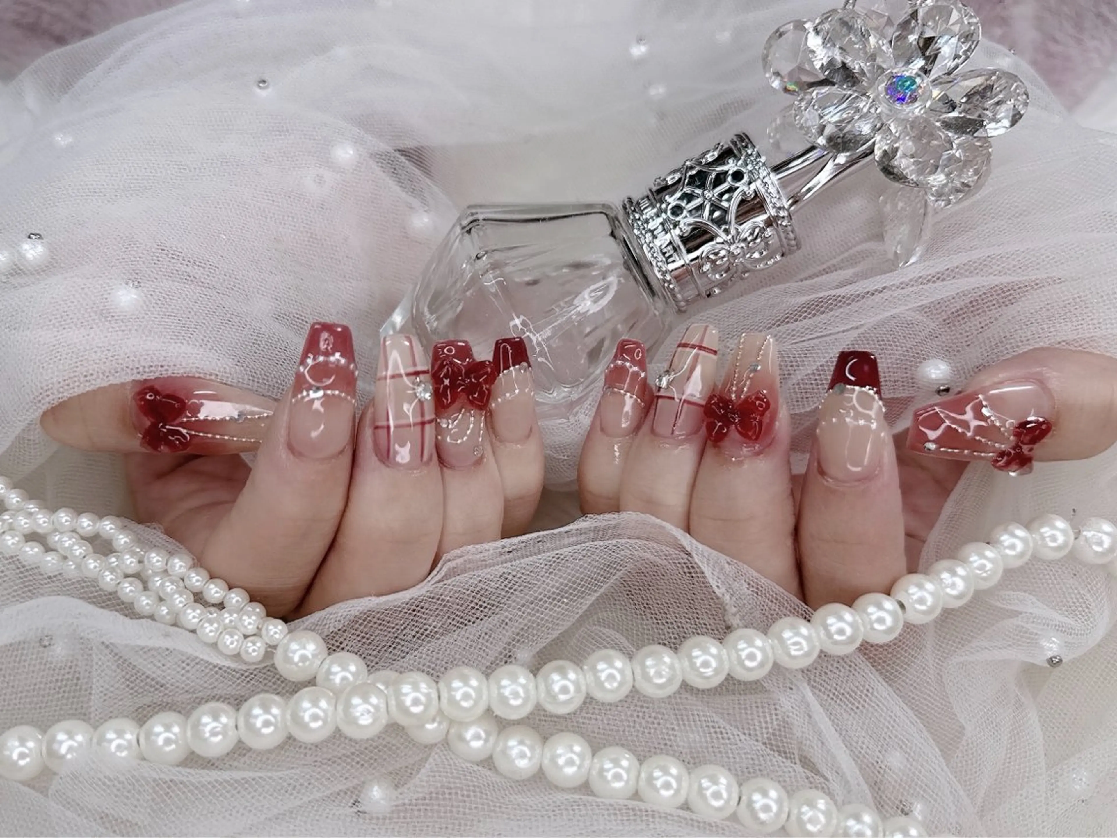 ネイル ハンドネイル ハンドケア Minéa nailのネイルデザイン