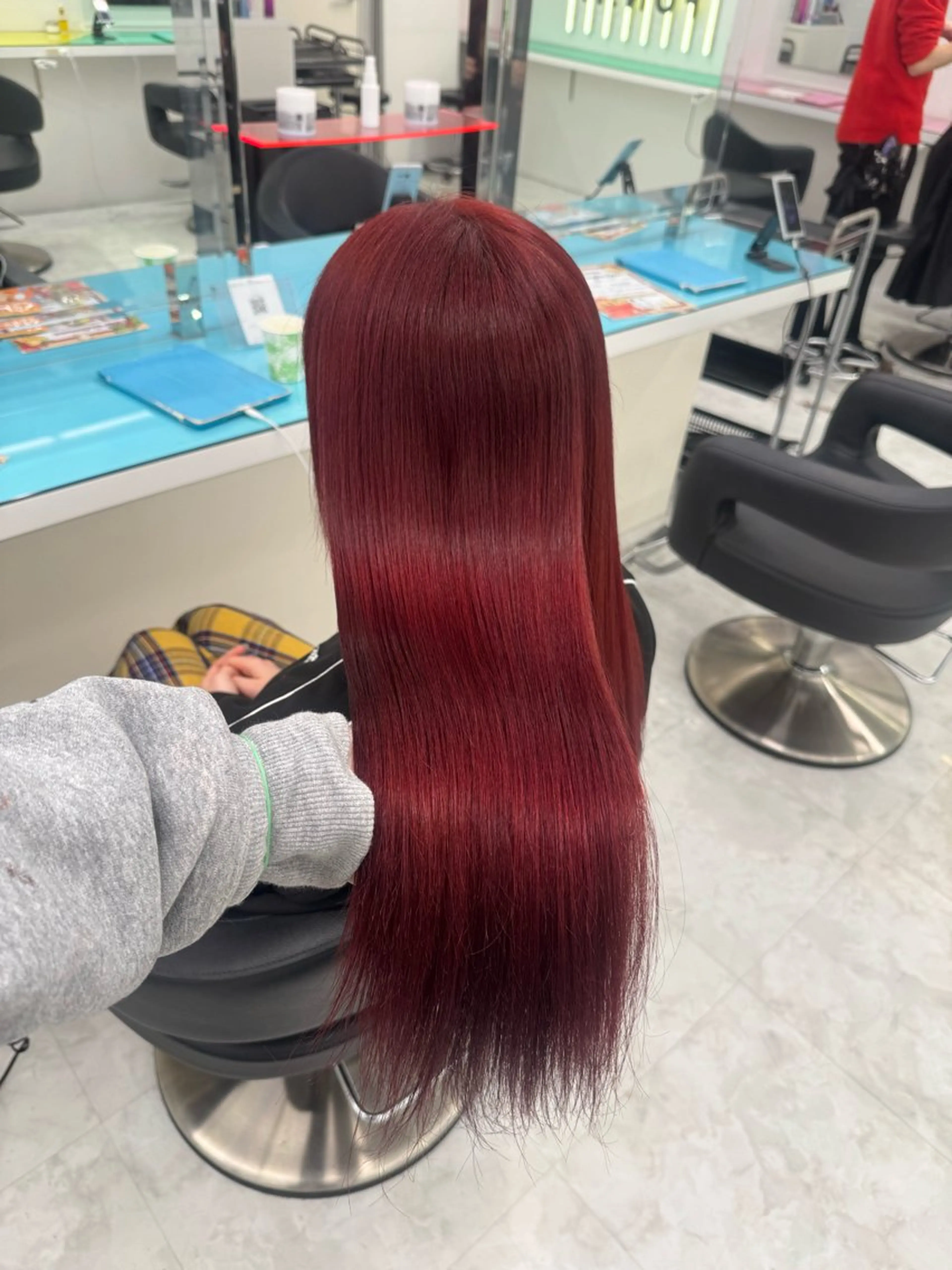 ロング カラー ヘアカラー ダメージレスハイ トーン💖kanonのヘアスタイル