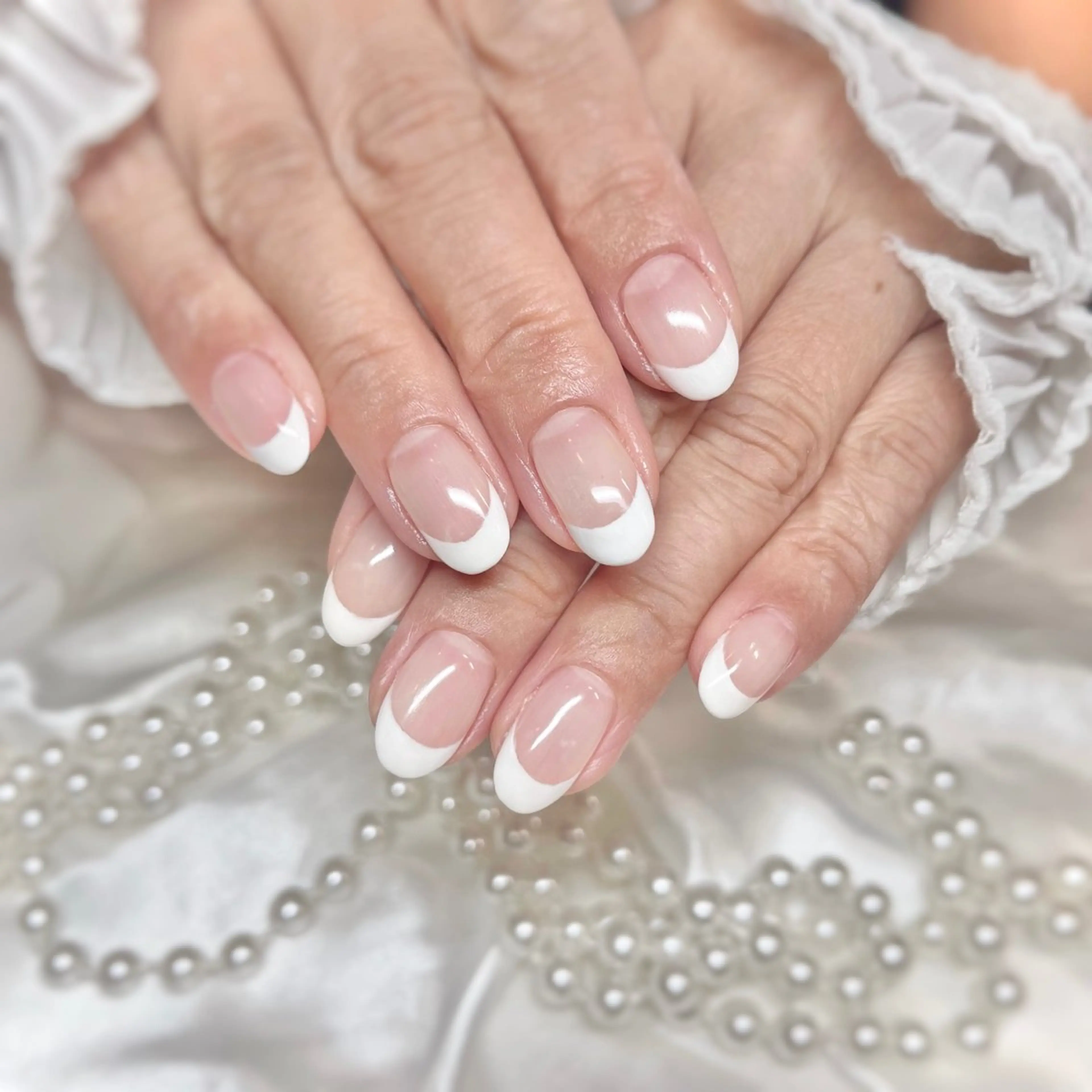 ネイル フレンチネイル シンプルネイル ホワイト Vogustys Nail 山田のネイルデザイン