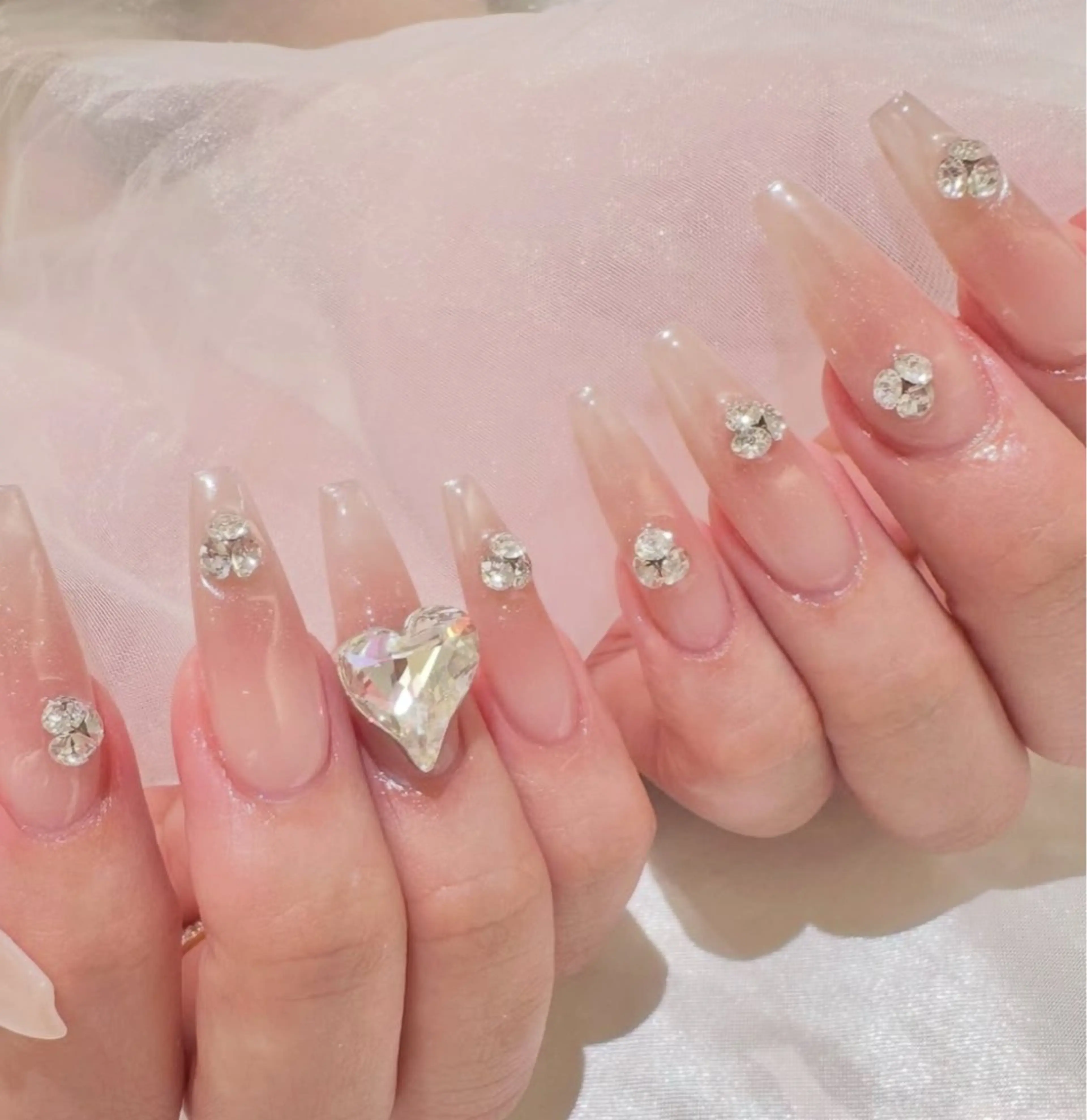 ネイル アートネイル ジェルネイル キラキラネイル ミラーネイル ピンク ハンドネイル Ryunail所属・ryunail shinokuboのネイルデザイン