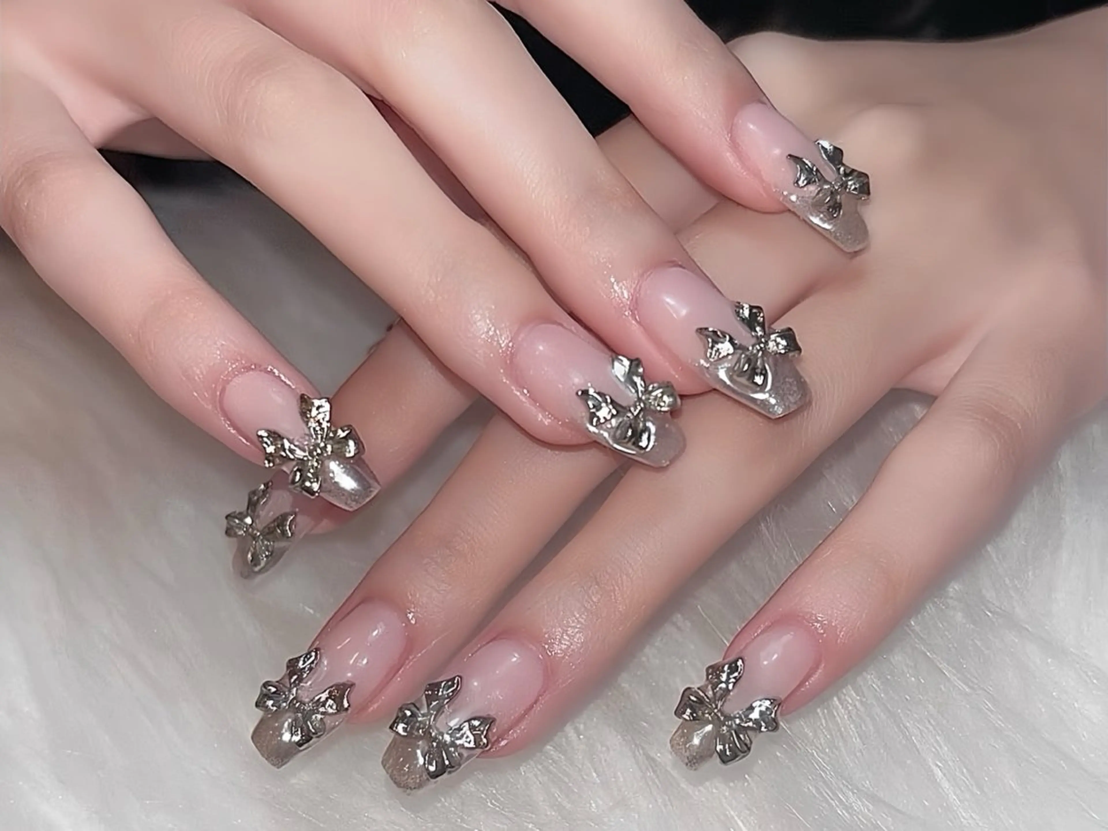 ネイル フレンチネイル ジェルネイル 韓国ネイル マグネットネイル ネイルチップ Rin Nail所属・Rin Nailのネイルデザイン
