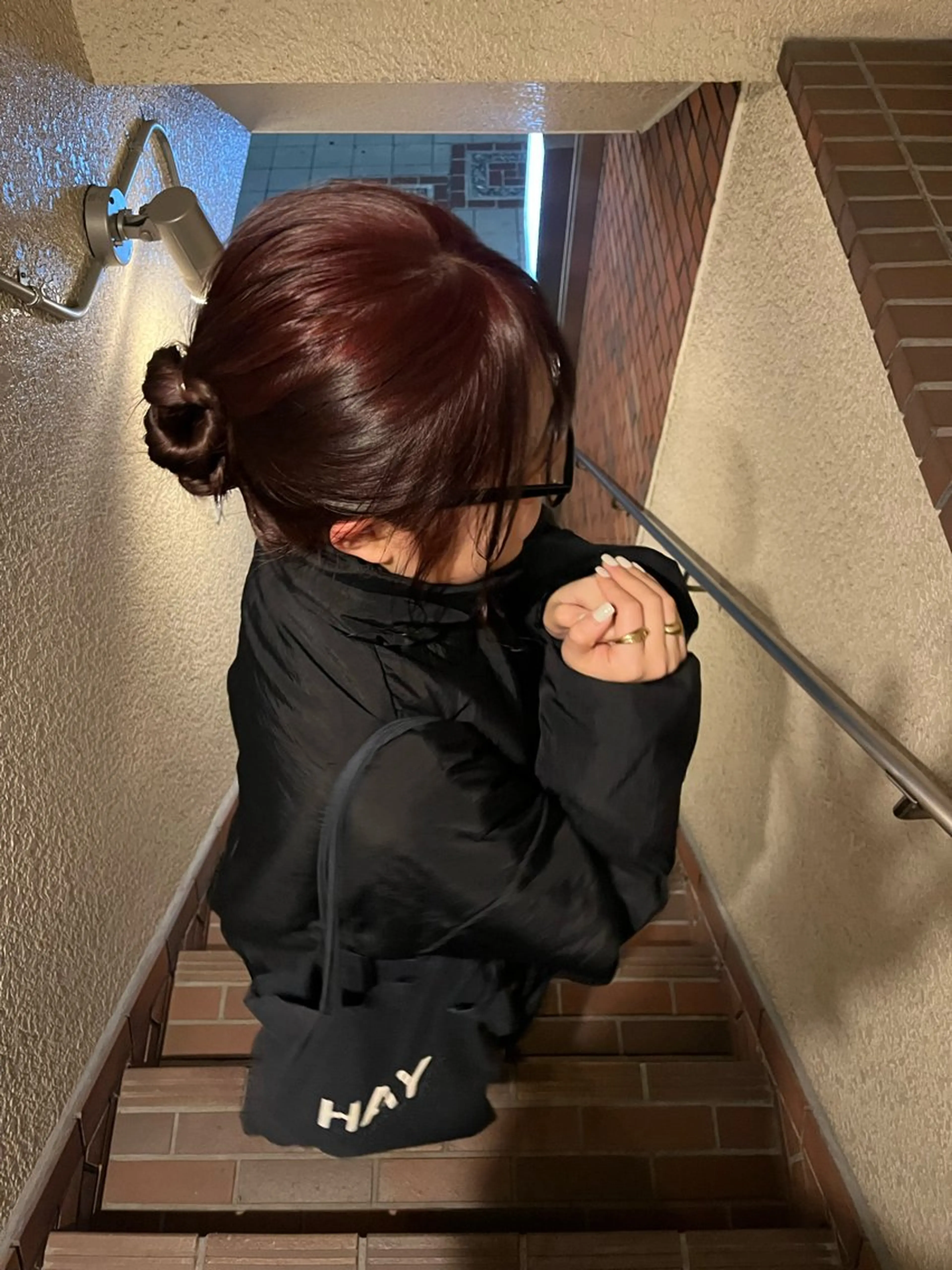 ロング カラー ブリーチ ダブルカラー ブリーチなしカラー レッドカラー 凜 (りん)のヘアスタイル