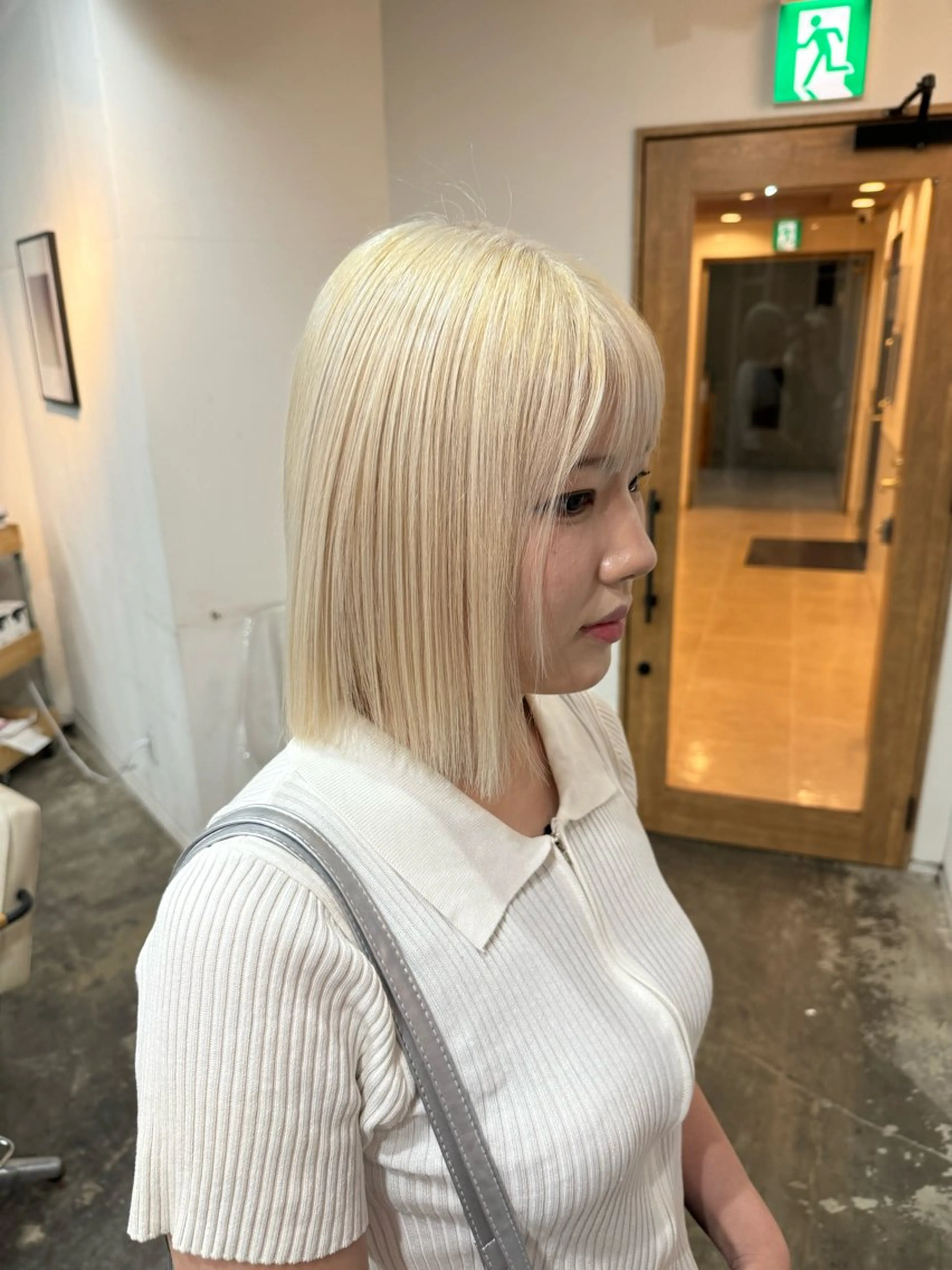 ショート カラー ブロンド ホワイトブロンド ヘアカラー ブリーチ୨୧大阪梅田 タカシマリナ♡のヘアスタイル