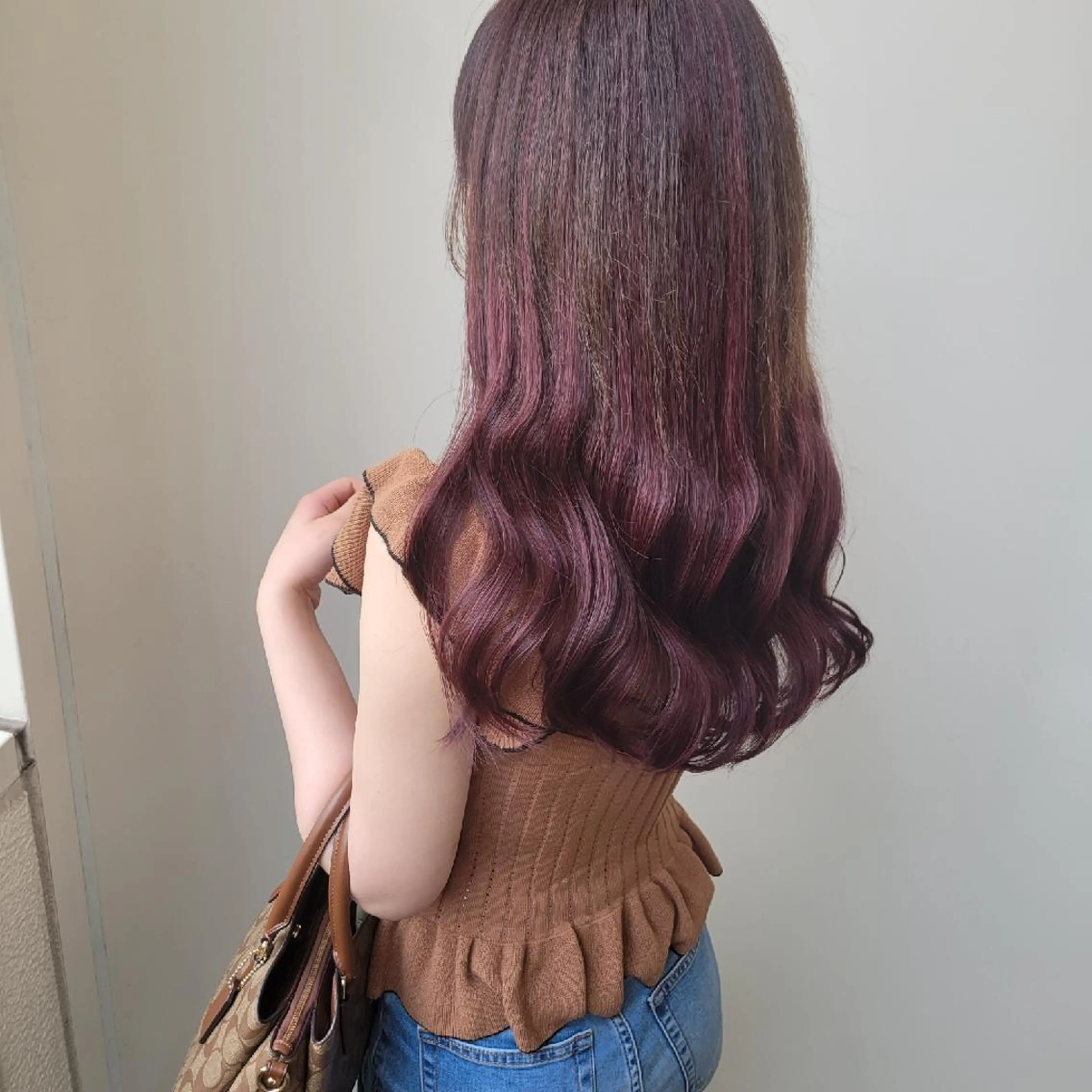 ロング カット エクステ ママ美容師まつげ 🤍まき🤍のヘアスタイル
