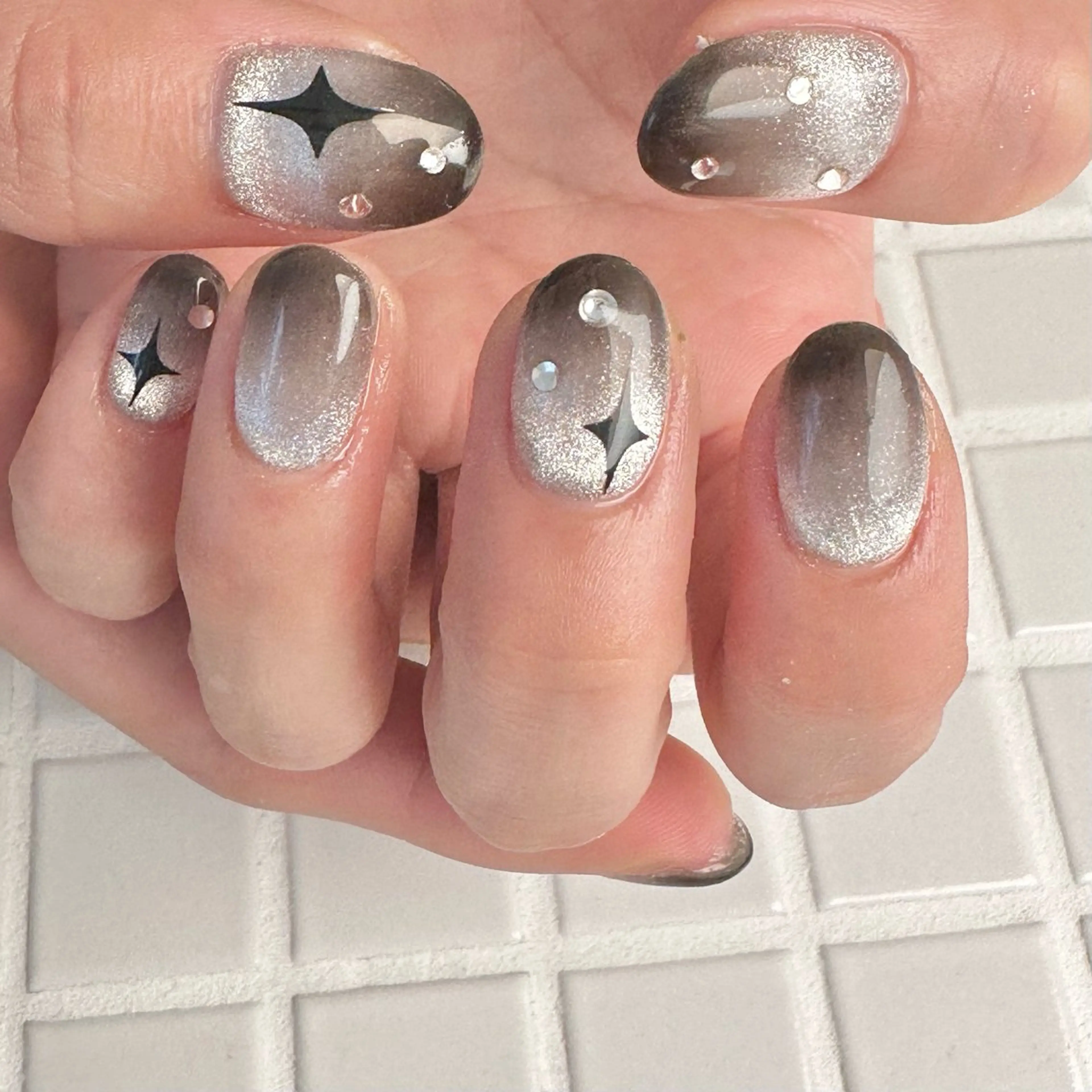ネイル ハンドネイル yuka🩶 渋谷.表参道Nailのネイルデザイン