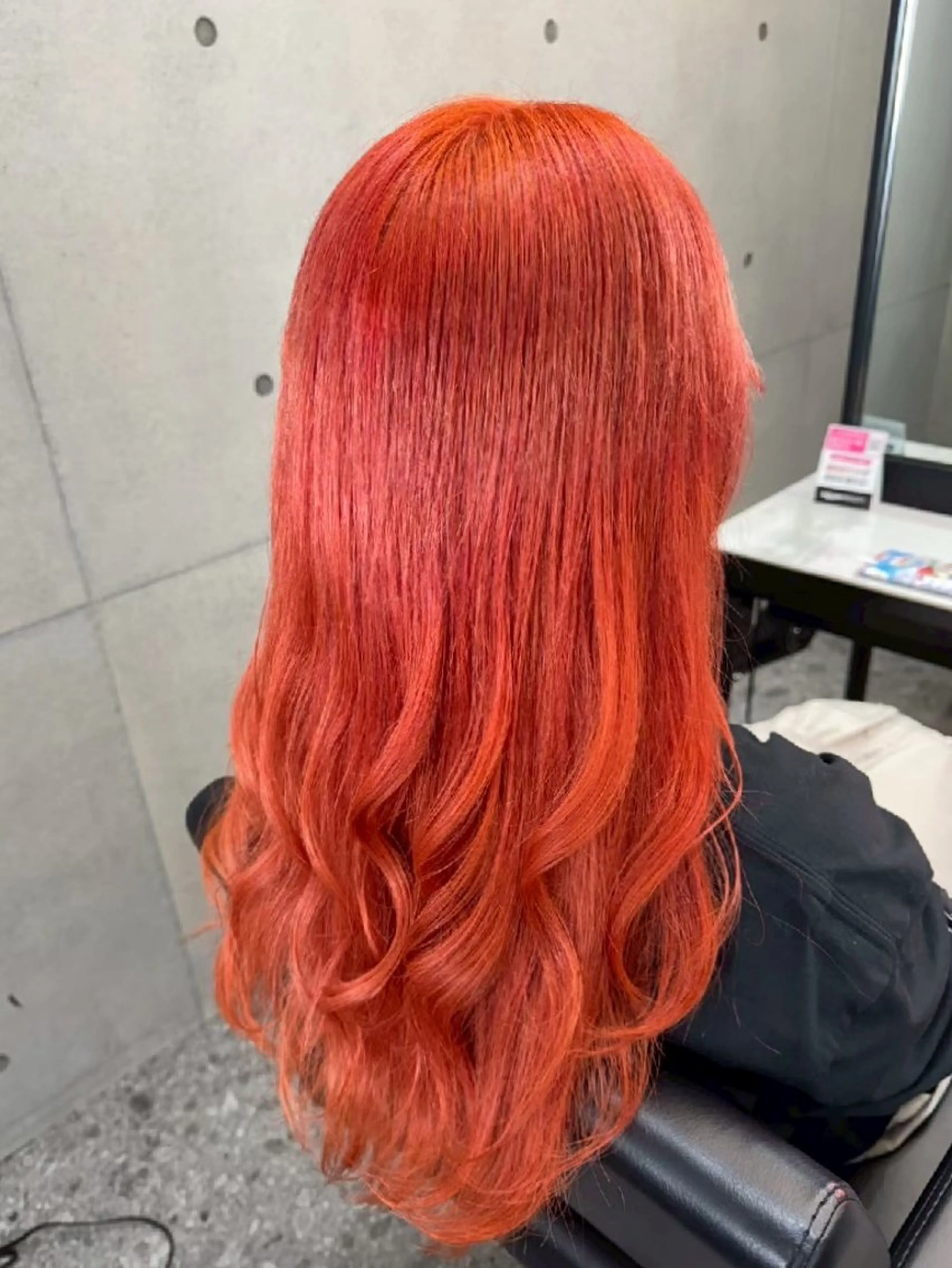 ロング カラー オレンジ ヘアカラー トリートメント 小野寺 大輝のヘアスタイル