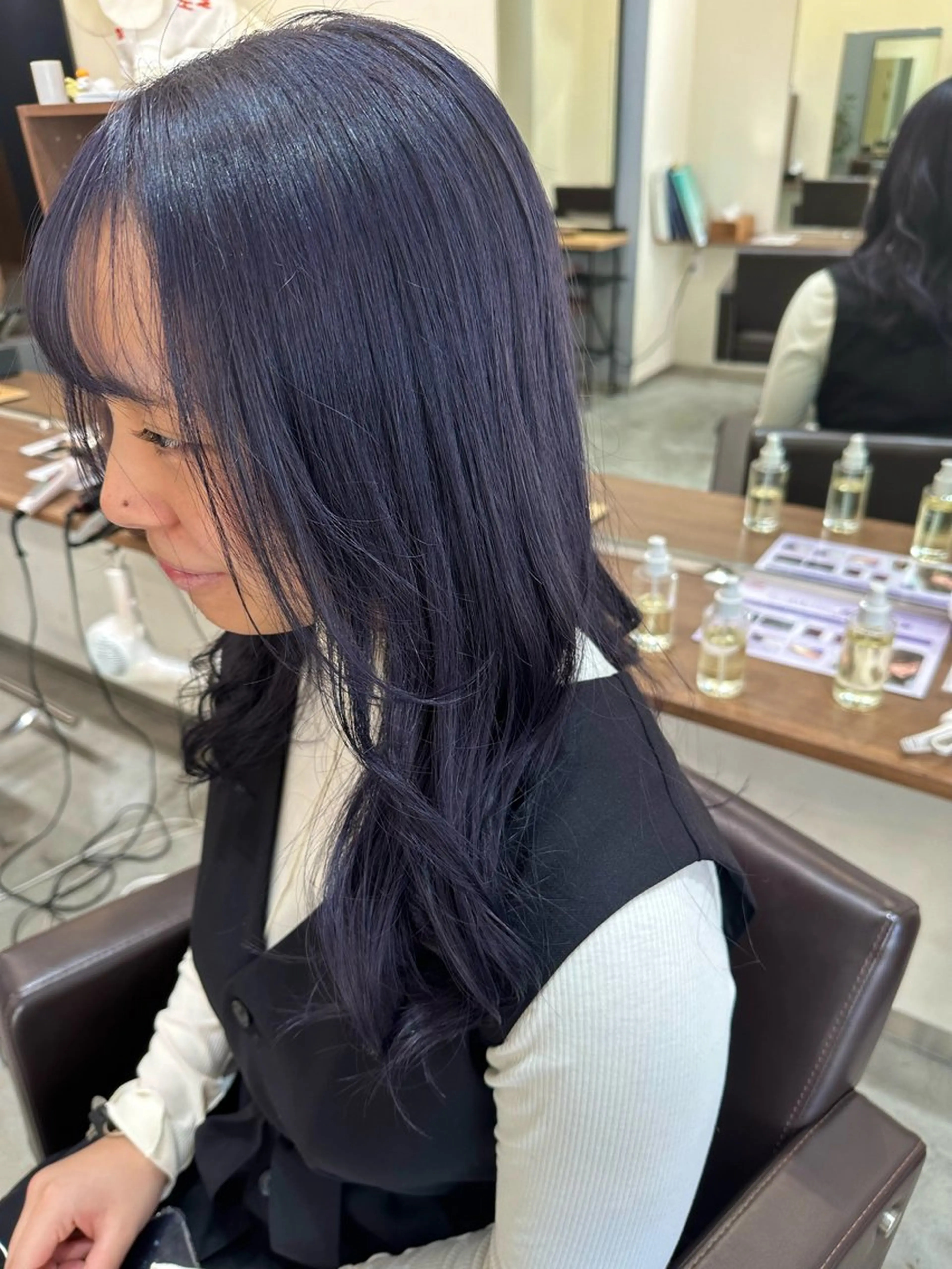 セミロング カラー ブリーチ ケアカラー イルミナカラー ✨髪質改善💖 縮毛矯正💖mihoのヘアスタイル