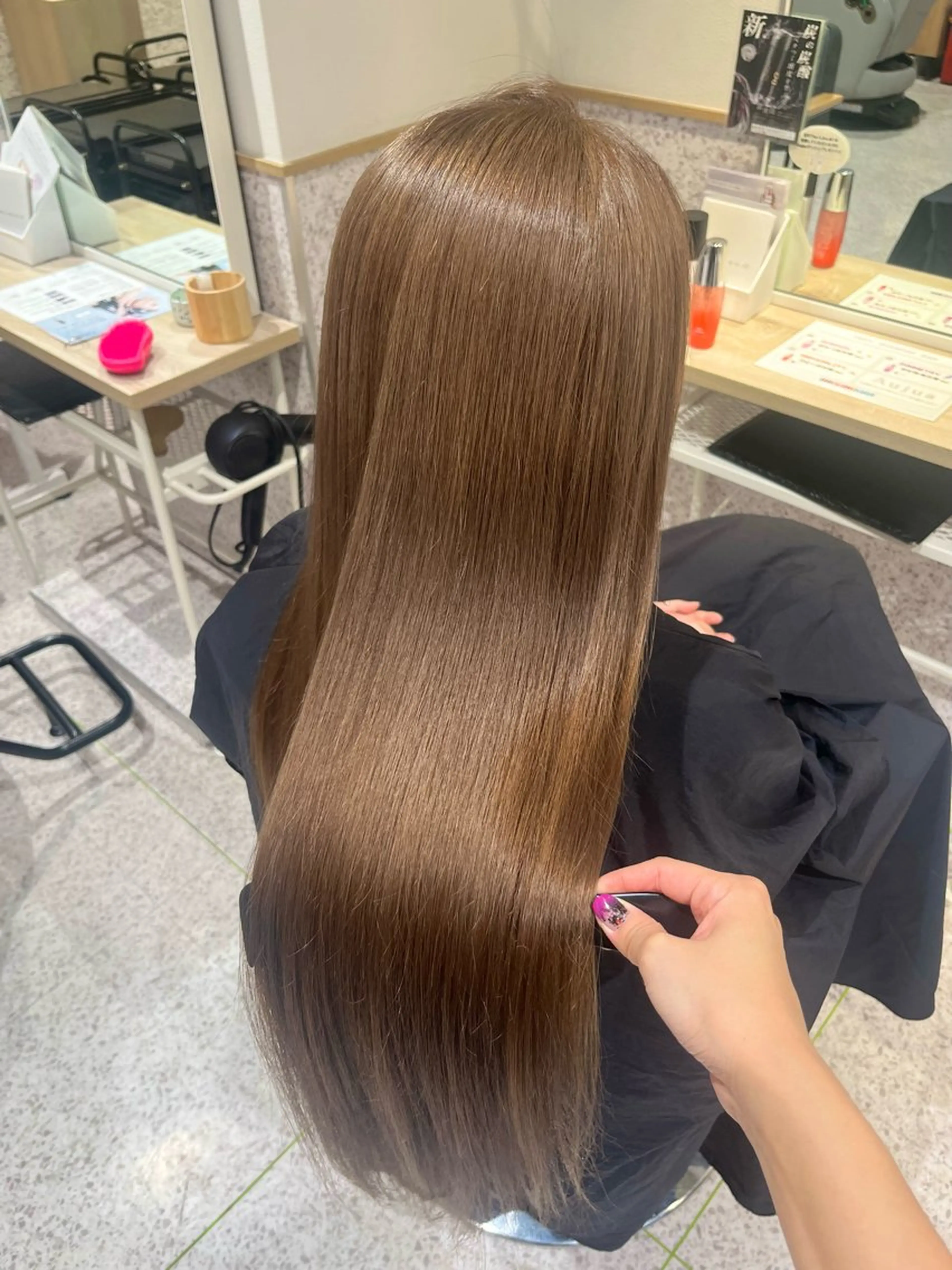 ロング カラー ブリーチ ダブルカラー ハイトーンカラー ブリーチなしカラー 顔周りカット ヘアカラー 髪質改善&艶カラー/ ほんだあみ (♡)のヘアスタイル