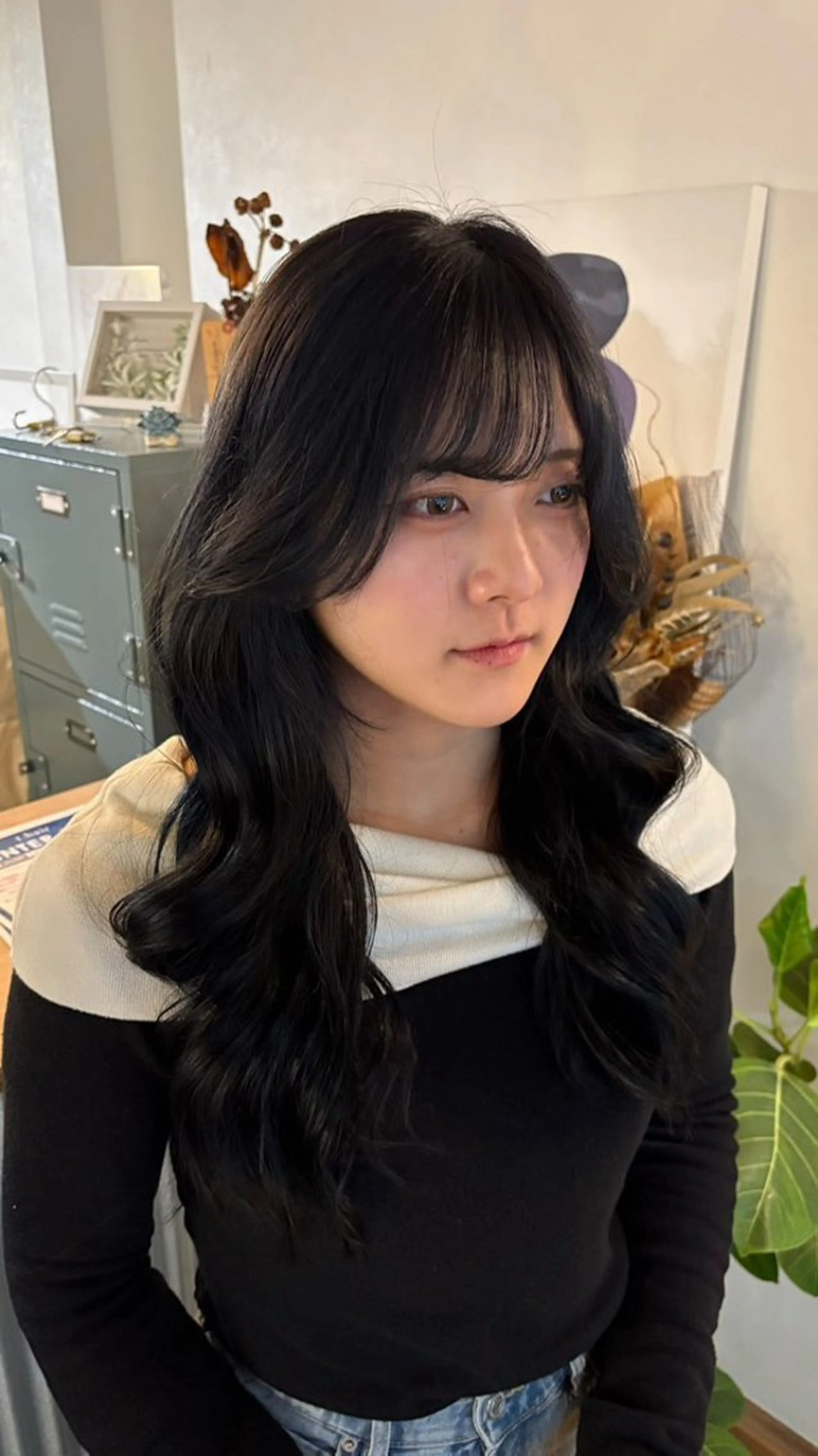 ロング カラー ヘアアレンジ 黒髪 ヘアカラー トリートメント 田中 美海のヘアスタイル