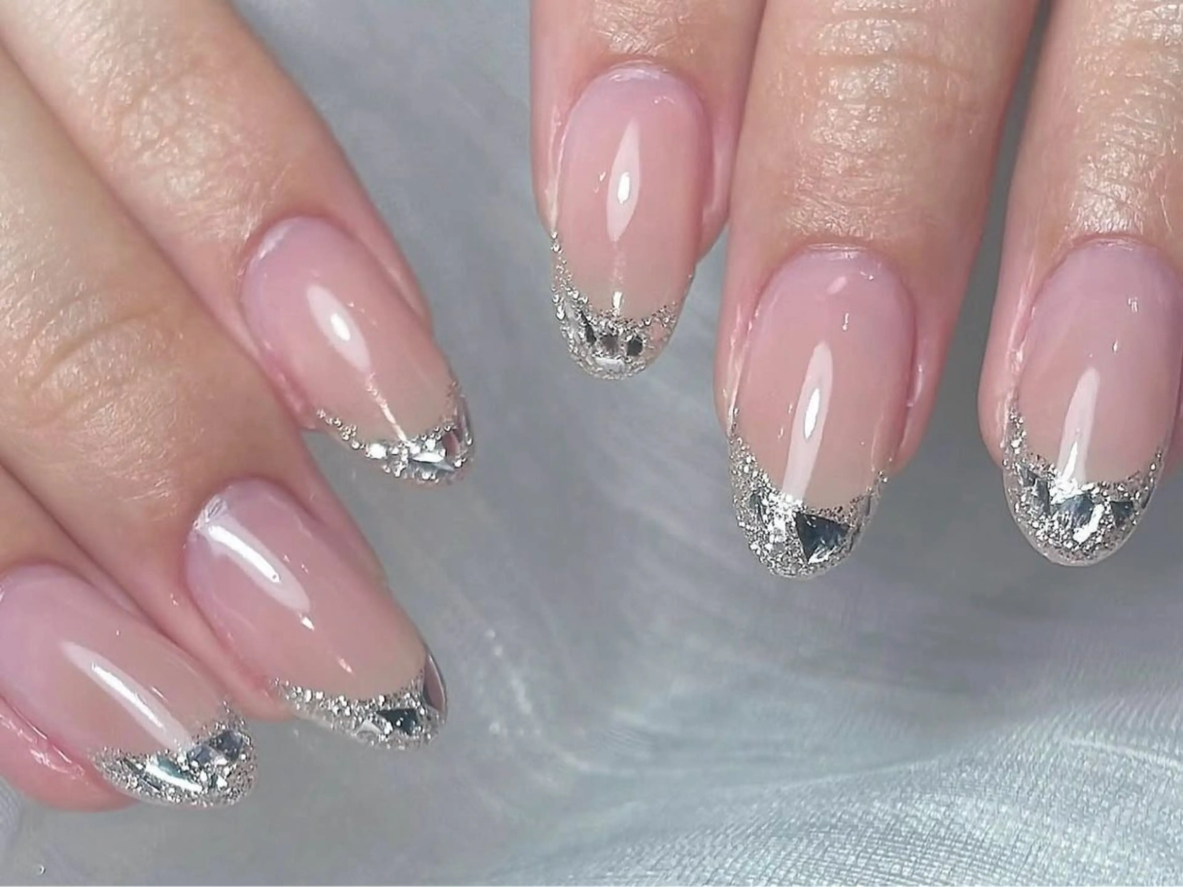 セミロング ハンドネイル フットネイル ハンドケア flora所属・NAILS Soraのネイルデザイン