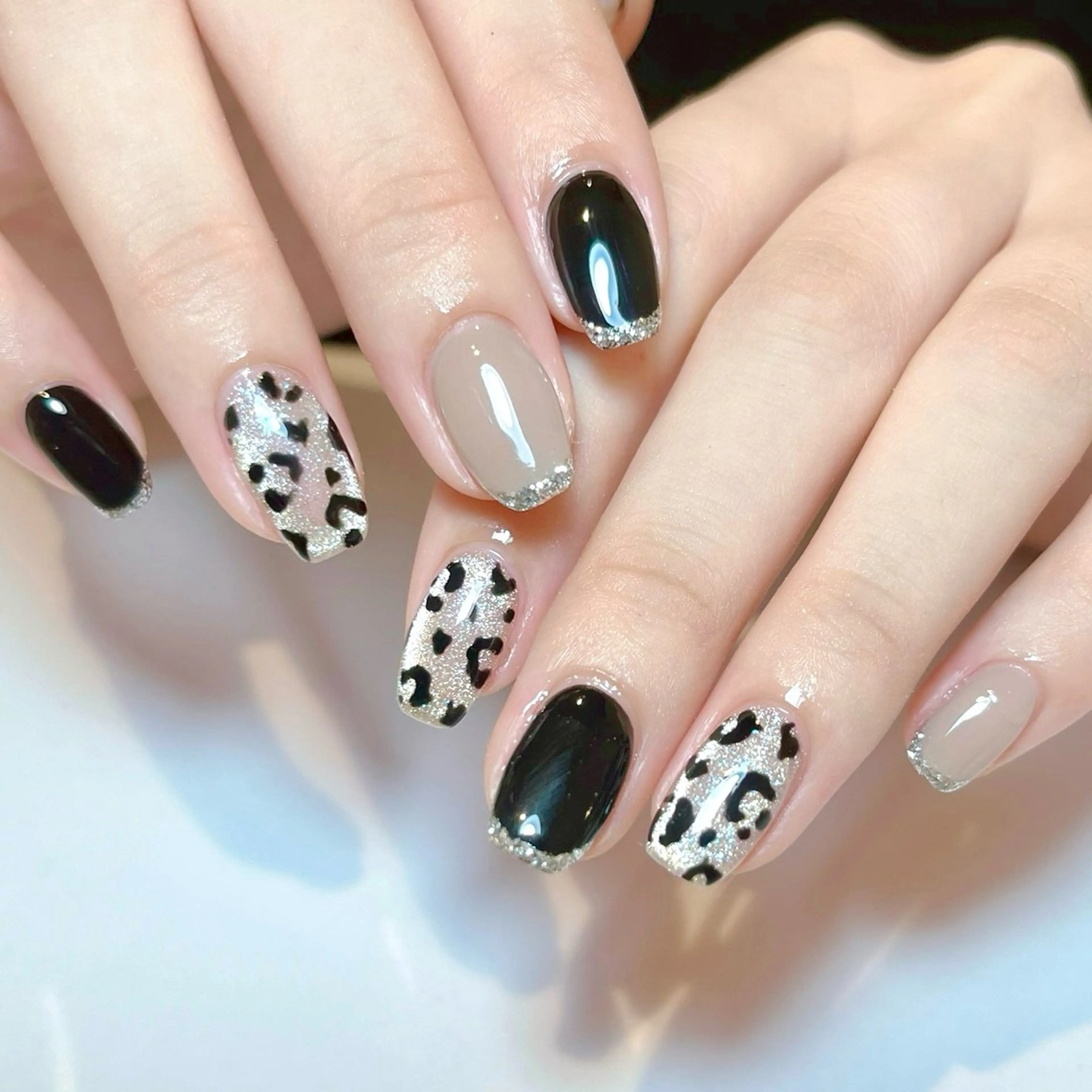 ネイル アニマル柄 ハンドネイル eight横浜🧸 kumabeのネイルデザイン