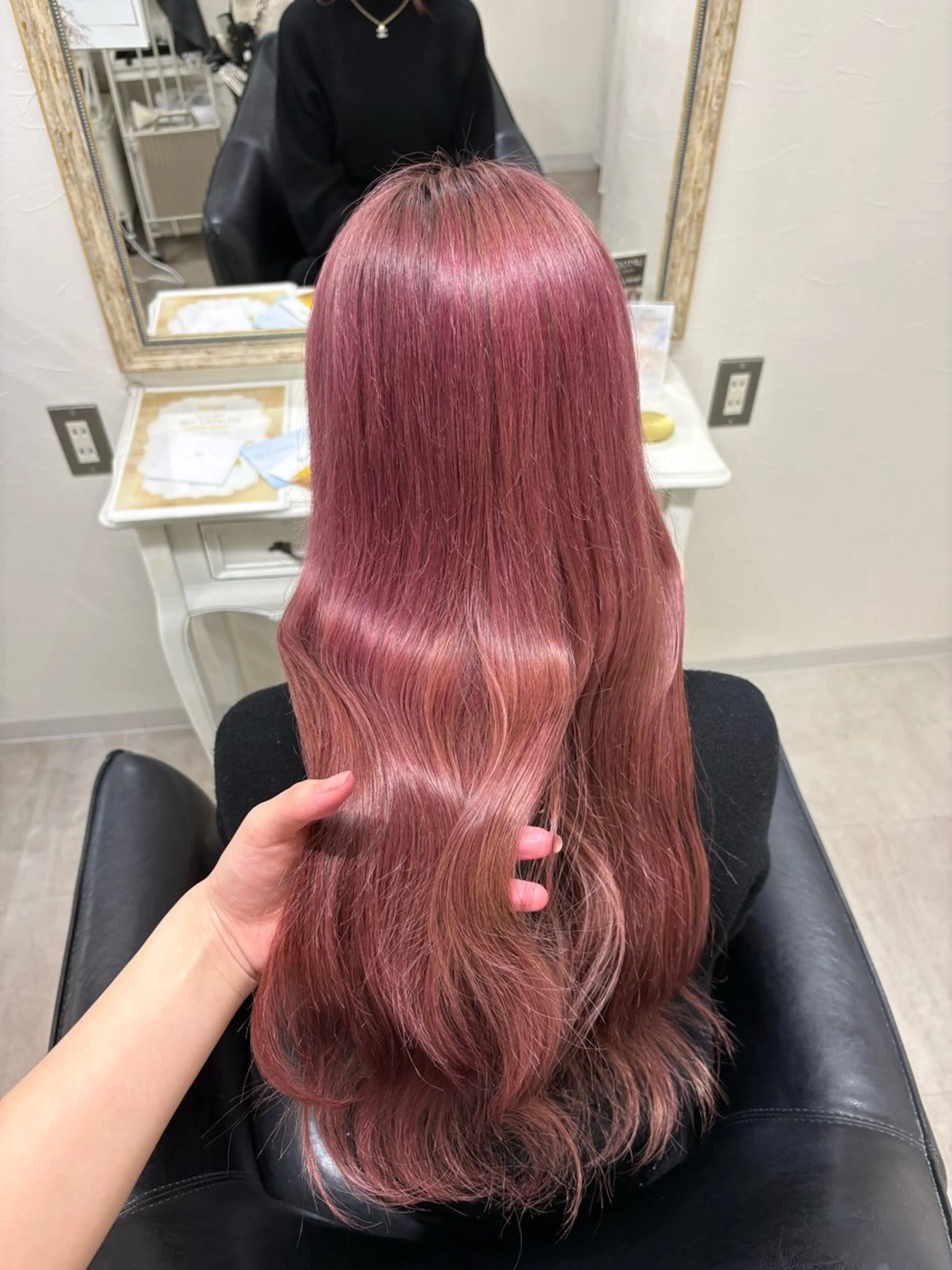 ロング ヘアカラー トリートメント ChLem所属・り せのヘアスタイル