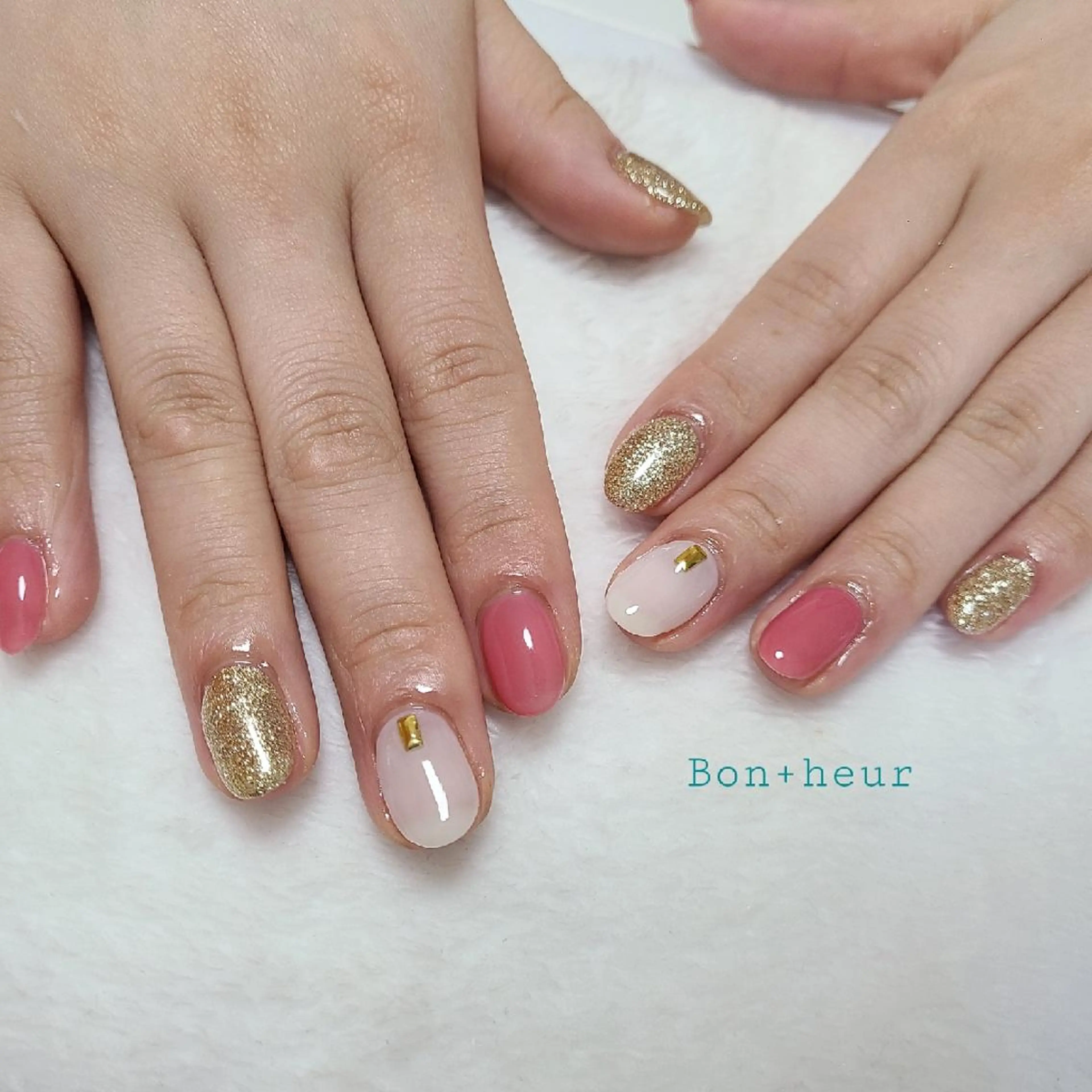 ネイル クリアネイル ジェルネイル ラメ(グリッター) オフィスネイル ワンカラーネイル ハンドネイル 宮口 紗子のネイルデザイン