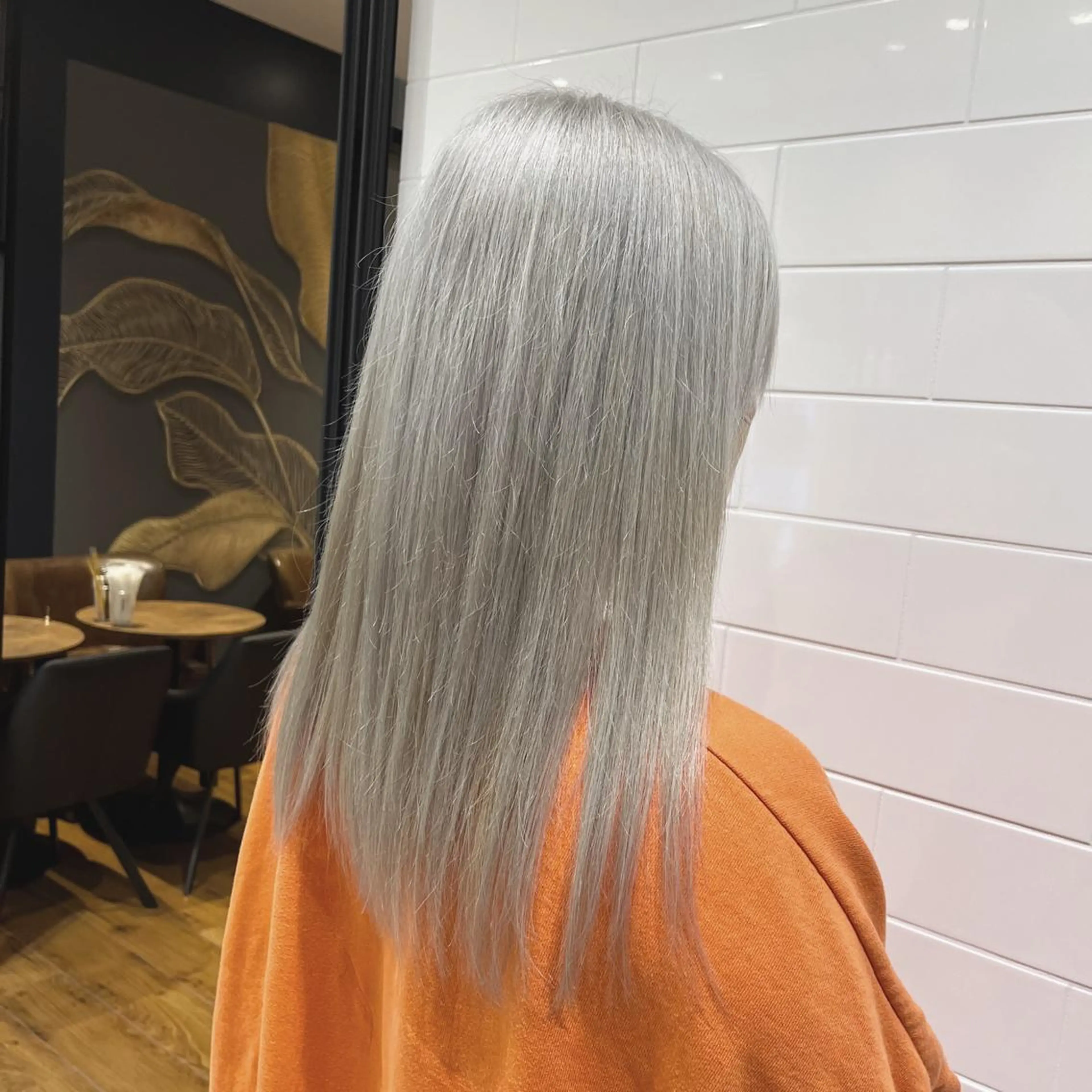 ミディアム カラー lien ヒジリのヘアスタイル