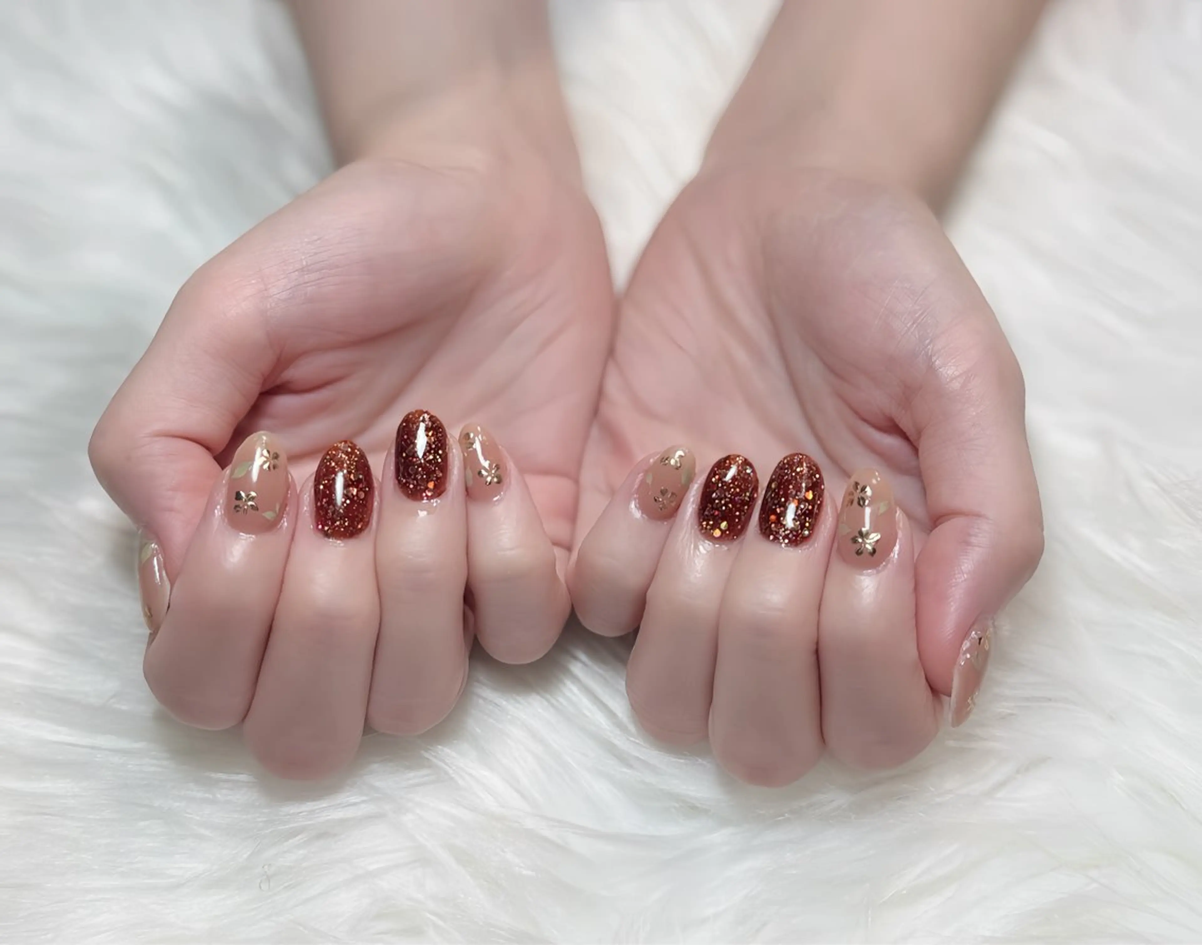 ネイル オーロラネイル チークネイル フットネイル フレンチネイル ジェルネイル ハンドネイル Moana Nailsのネイルデザイン