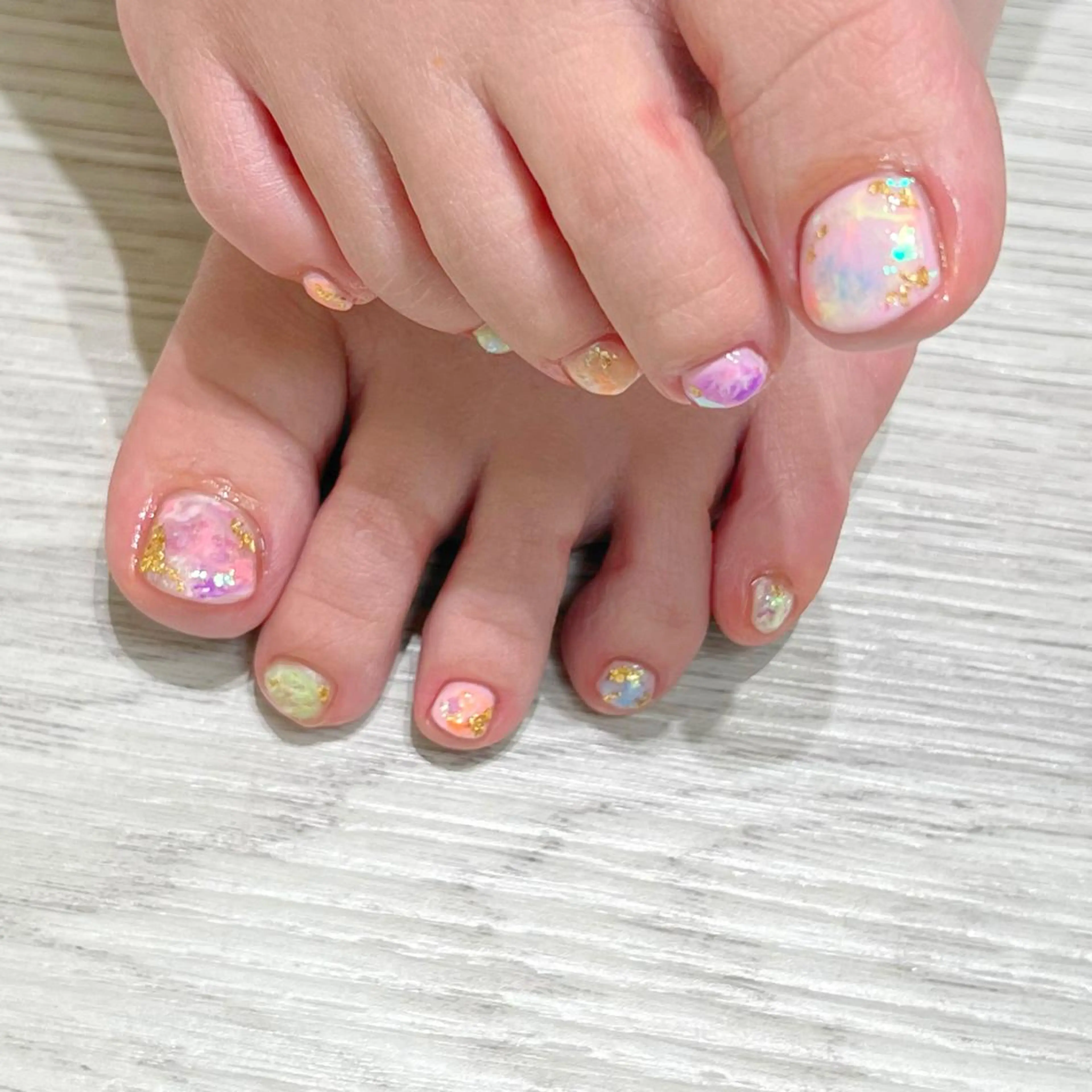 ネイル Mizuliネイル 眉毛メイクのサロンのネイルデザイン