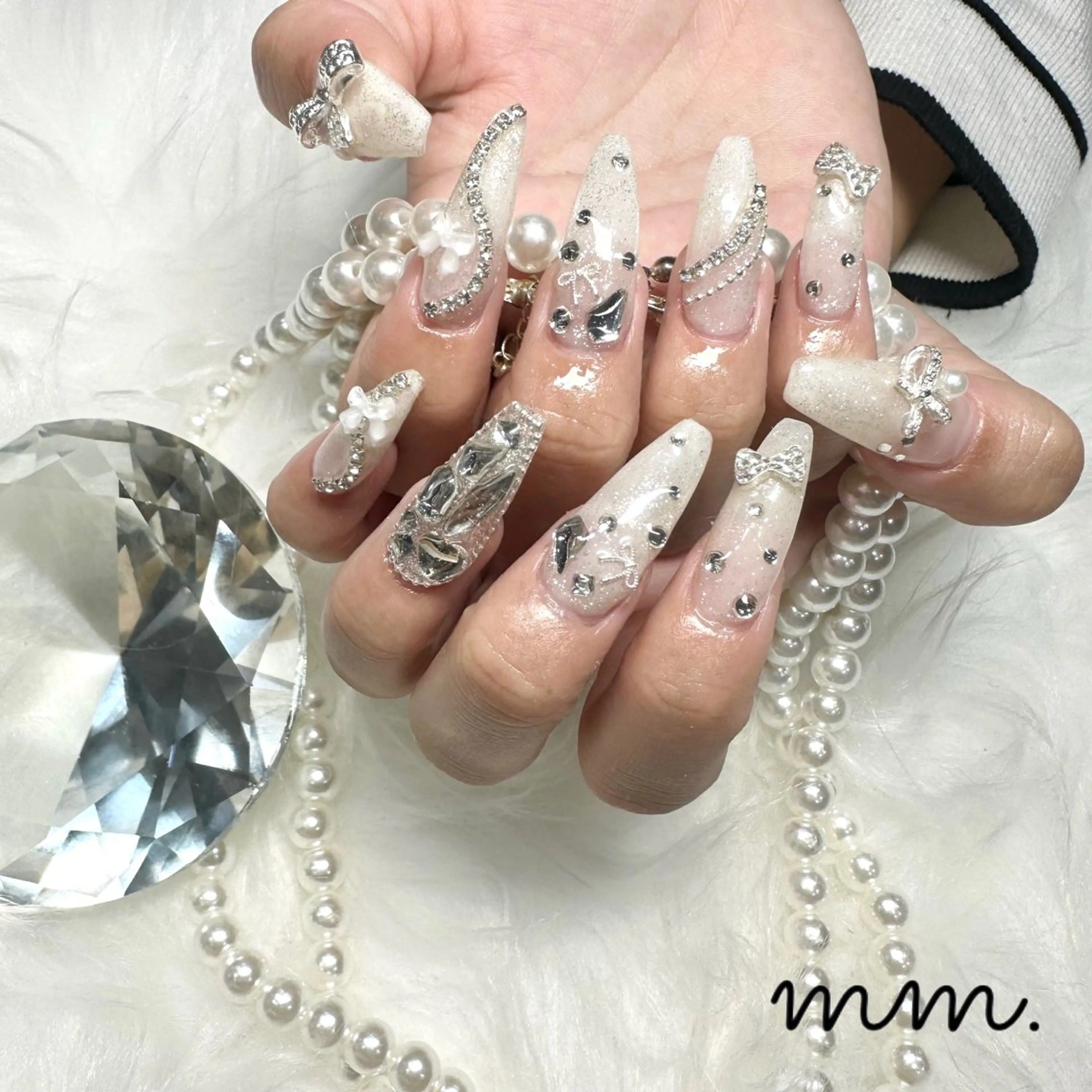 ネイル ハンドネイル 🩷🩵mm.大宮 Riyo🧸🩵🩷のネイルデザイン