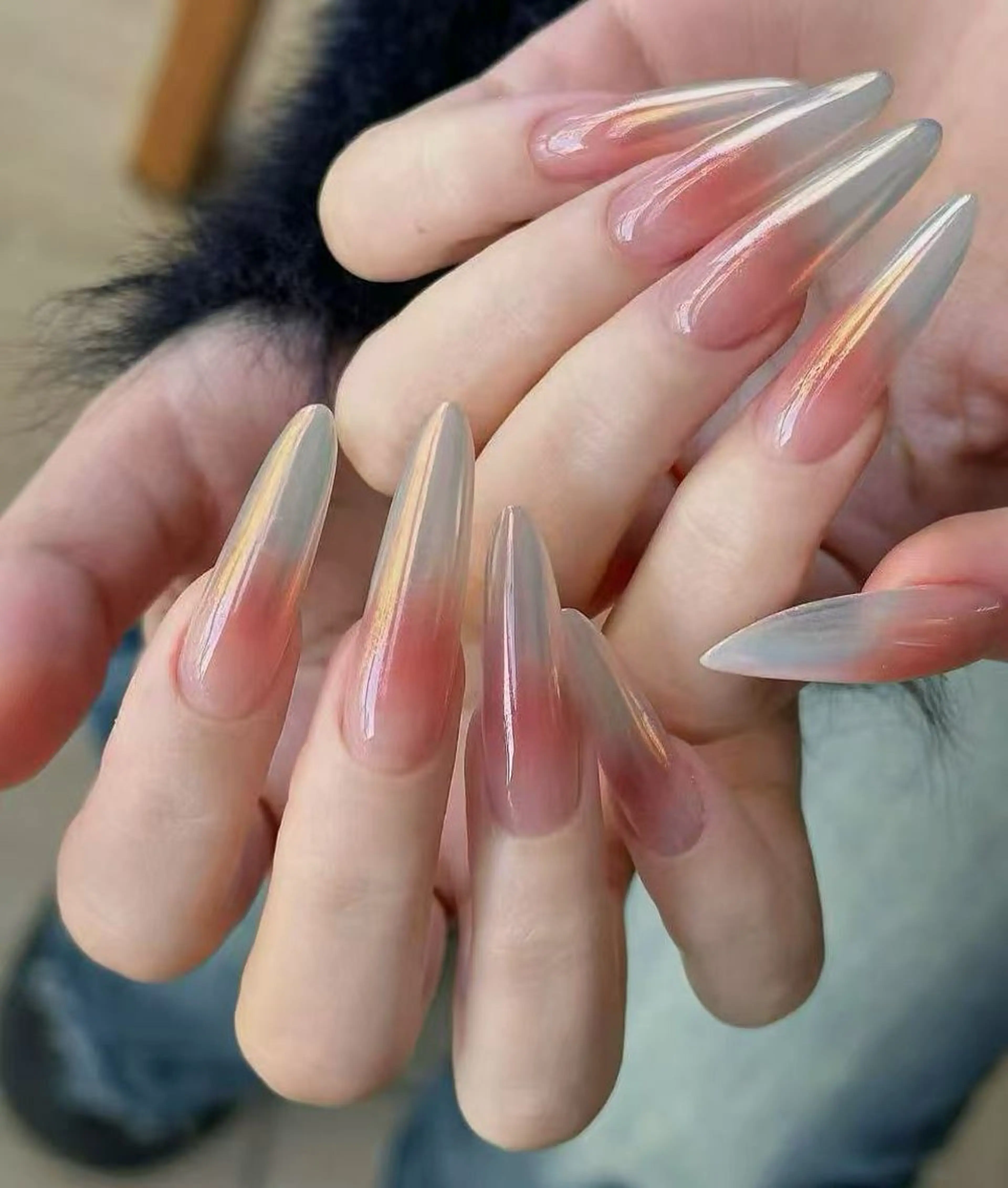 ネイル オーロラネイル フラワーネイル フットネイル フレンチネイル ジェルネイル ハンドネイル 相沢 さやかのネイルデザイン