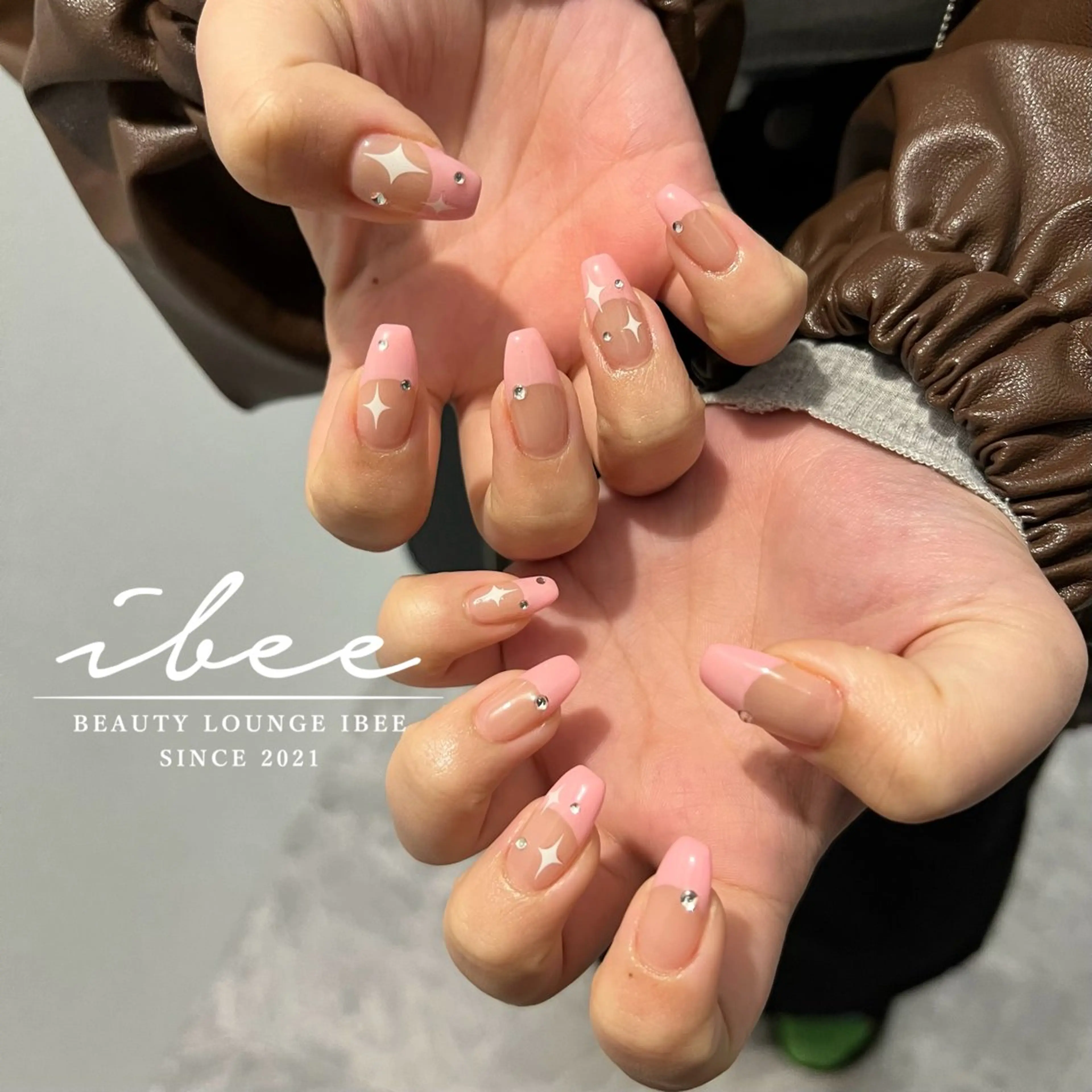 ネイル ハンドネイル ibee nail 🤍yumiのネイルデザイン