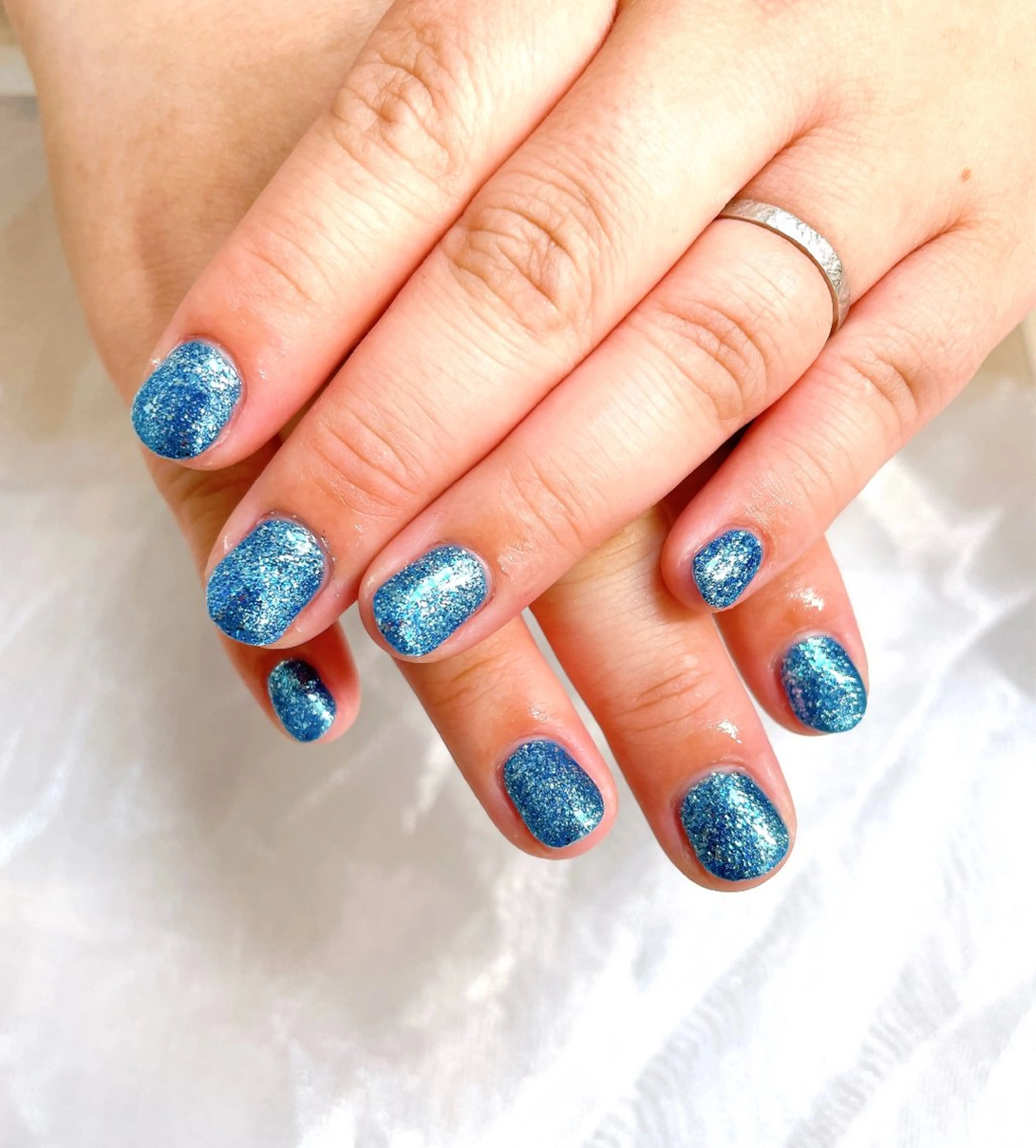 ネイル ハンドネイル ハンドケア GAL_ NAILのネイルデザイン