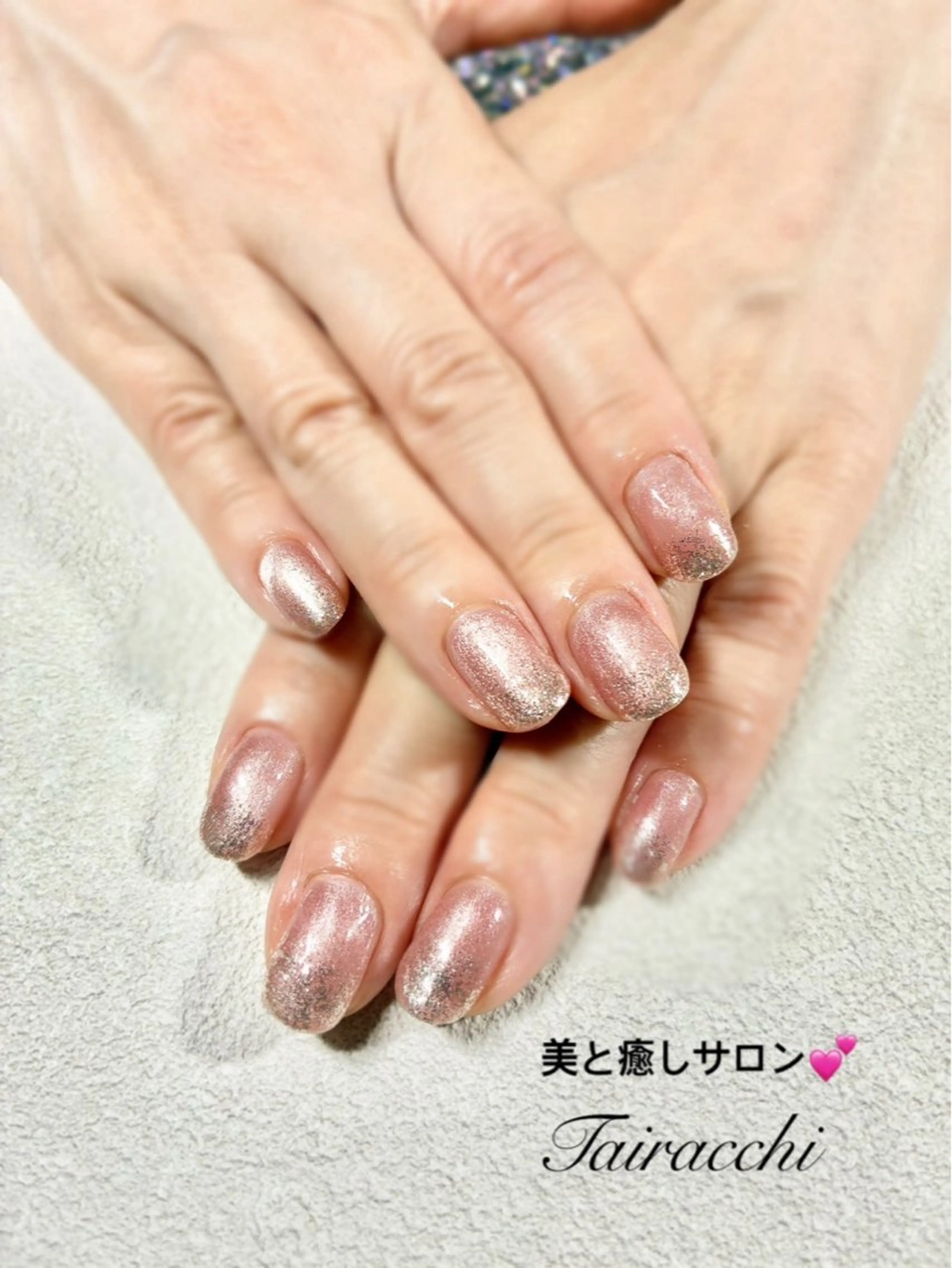 ネイル グラデーション キラキラネイル ラメ(グリッター) ラメグラデーション シルバー Tairacchi ﾀｲﾗｯﾁのネイルデザイン