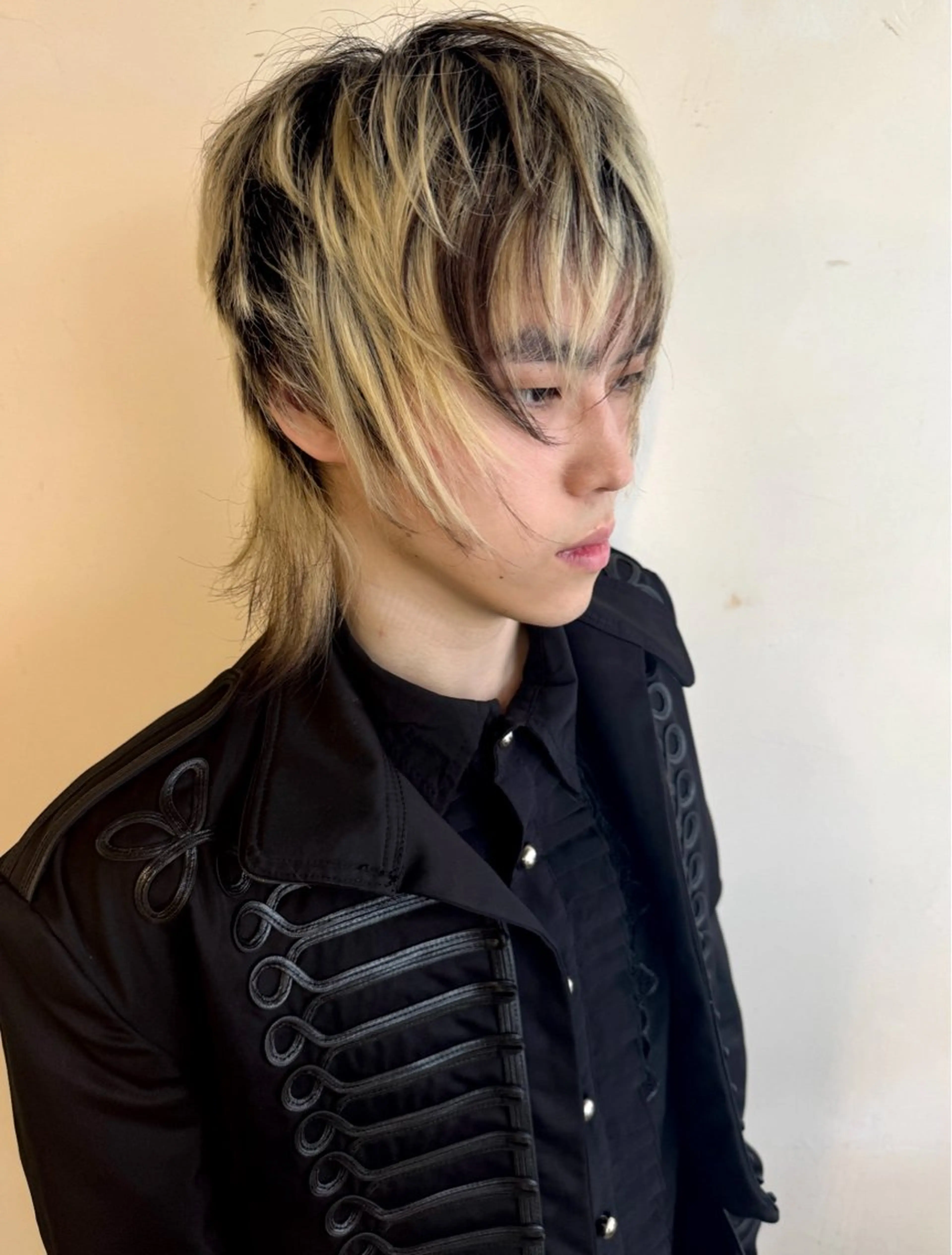 ショート カラー メンズ カット ヘアカラー トリートメント デザインカラー⭐︎★ 🐆hyoma🐆のヘアスタイル