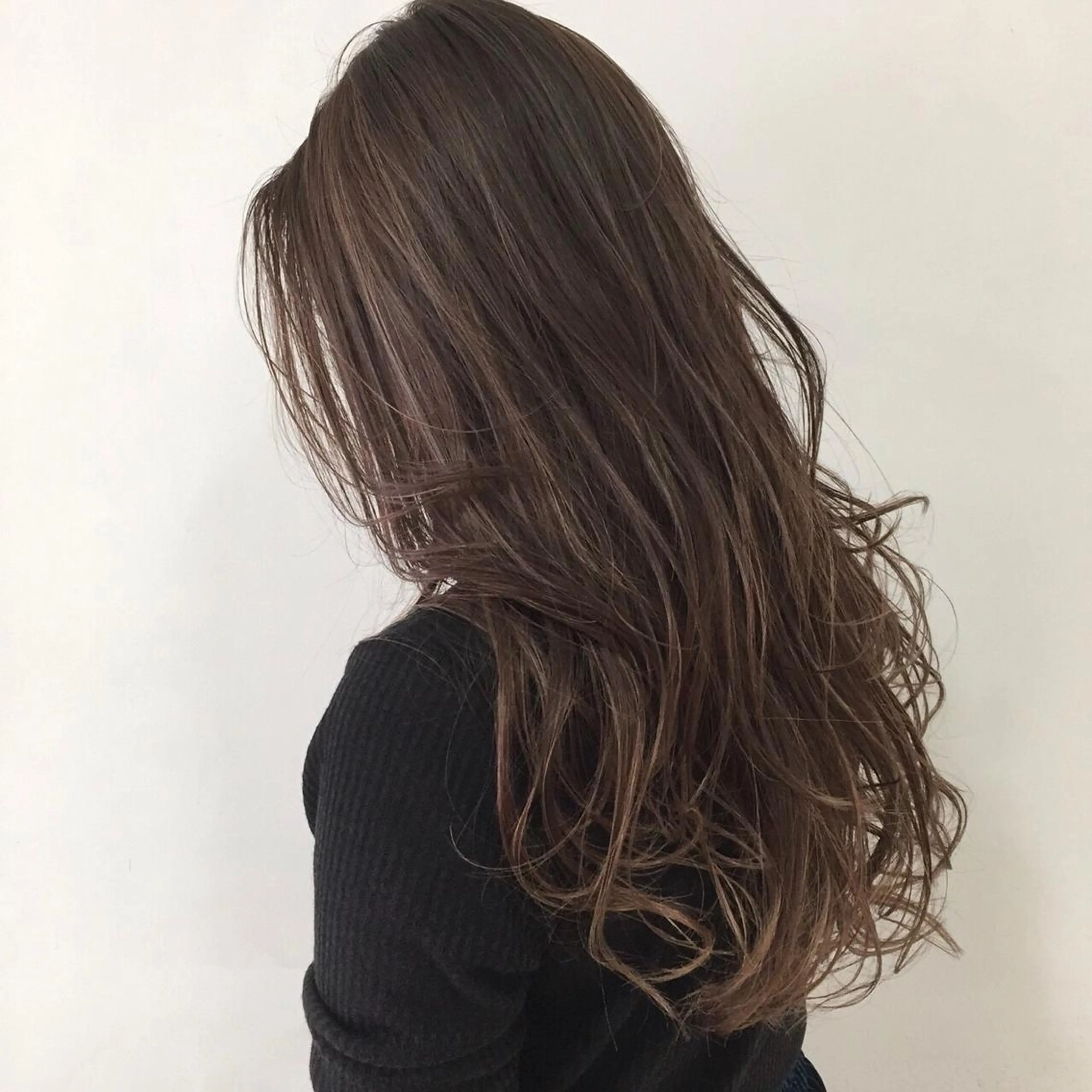 ロング Wealth所属・Wealth Naoのヘアスタイル