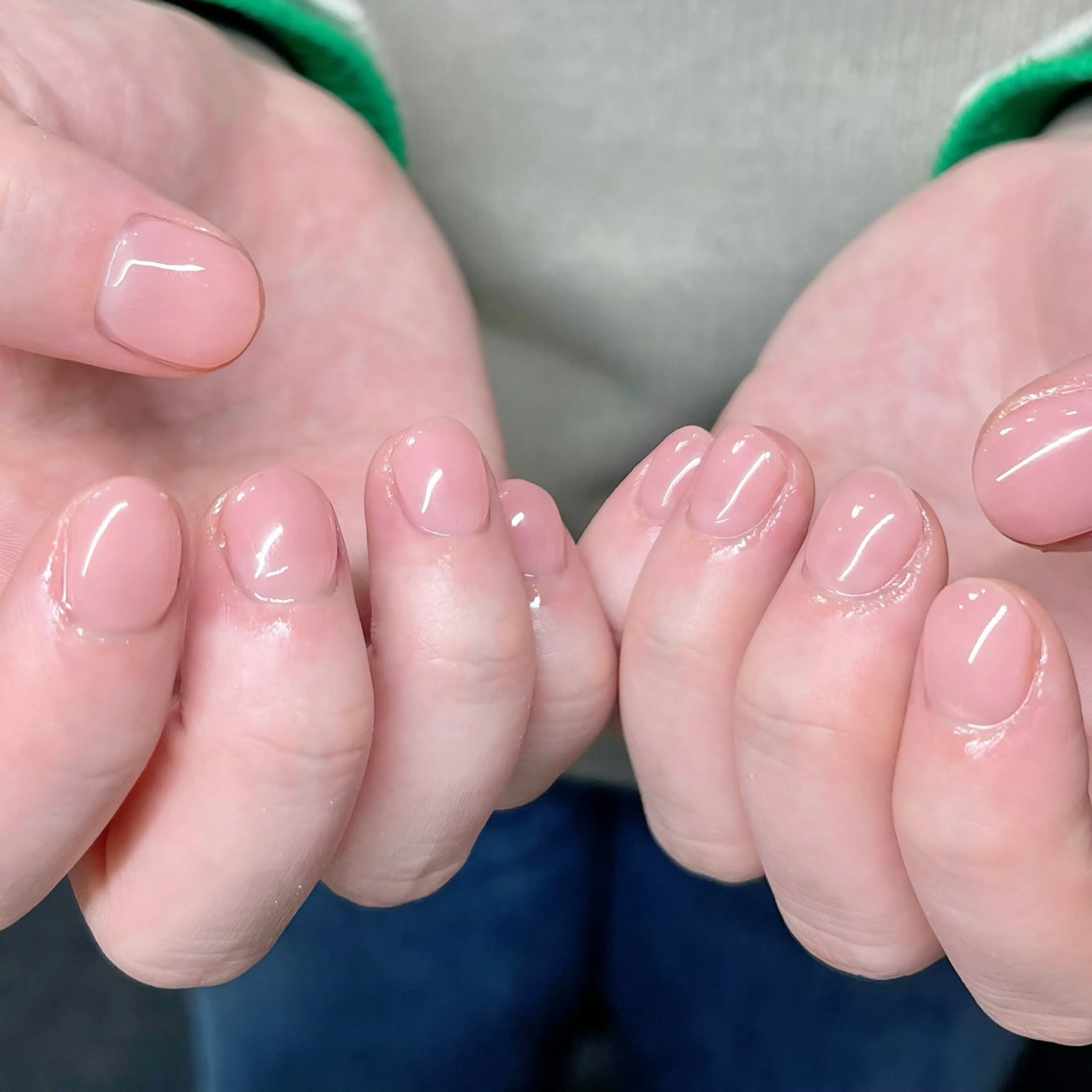 ネイル ホログラムネイル 韓国ネイル 水色 マグネットネイル 春ネイル ハンドネイル ハンドケア 🫧OPELIA NAIL渋谷🫧のネイルデザイン