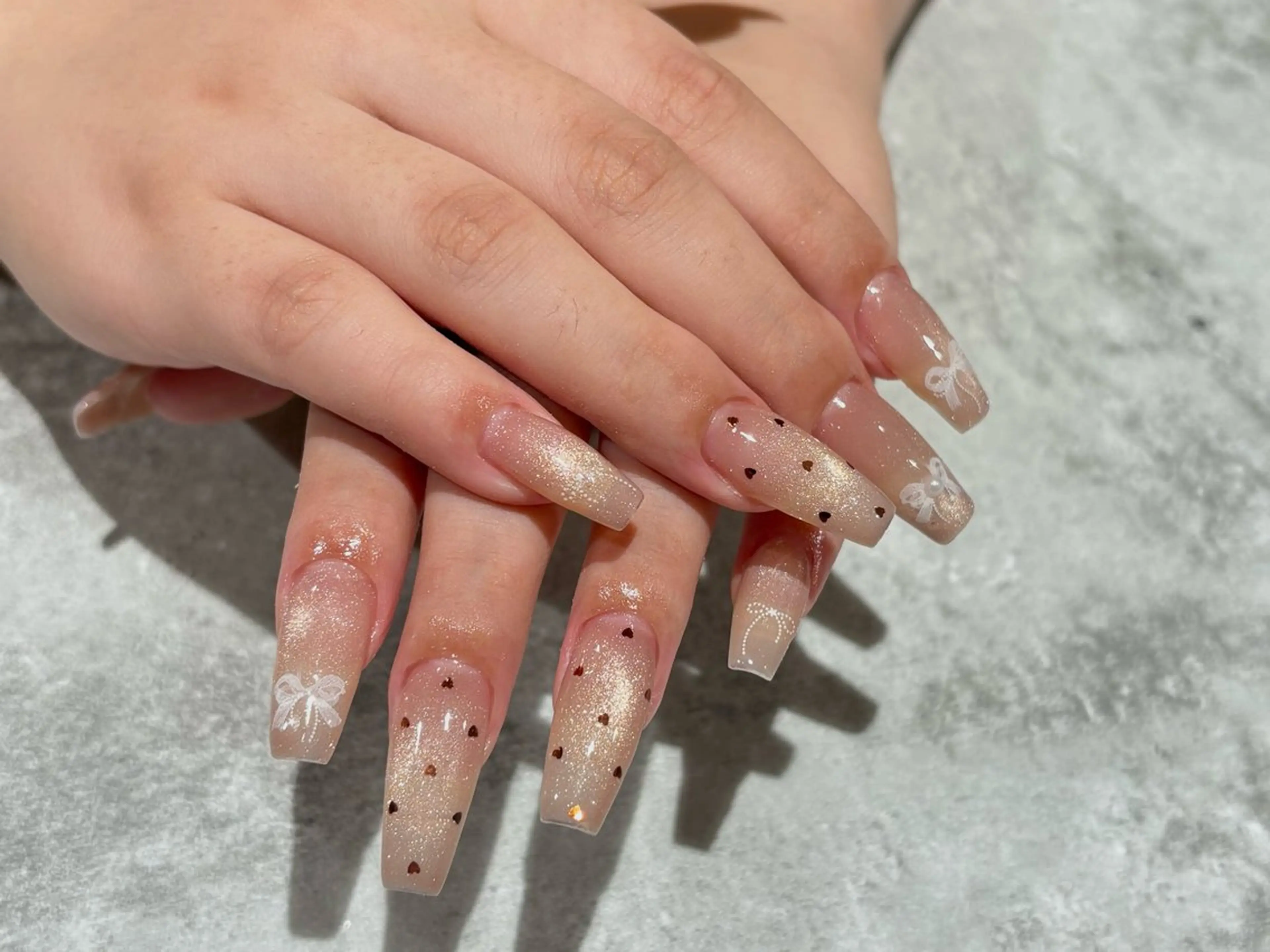 ネイル 長さ出し 持ち込み ハンドネイル Nail Ann所属・寺尾 花鈴のネイルデザイン