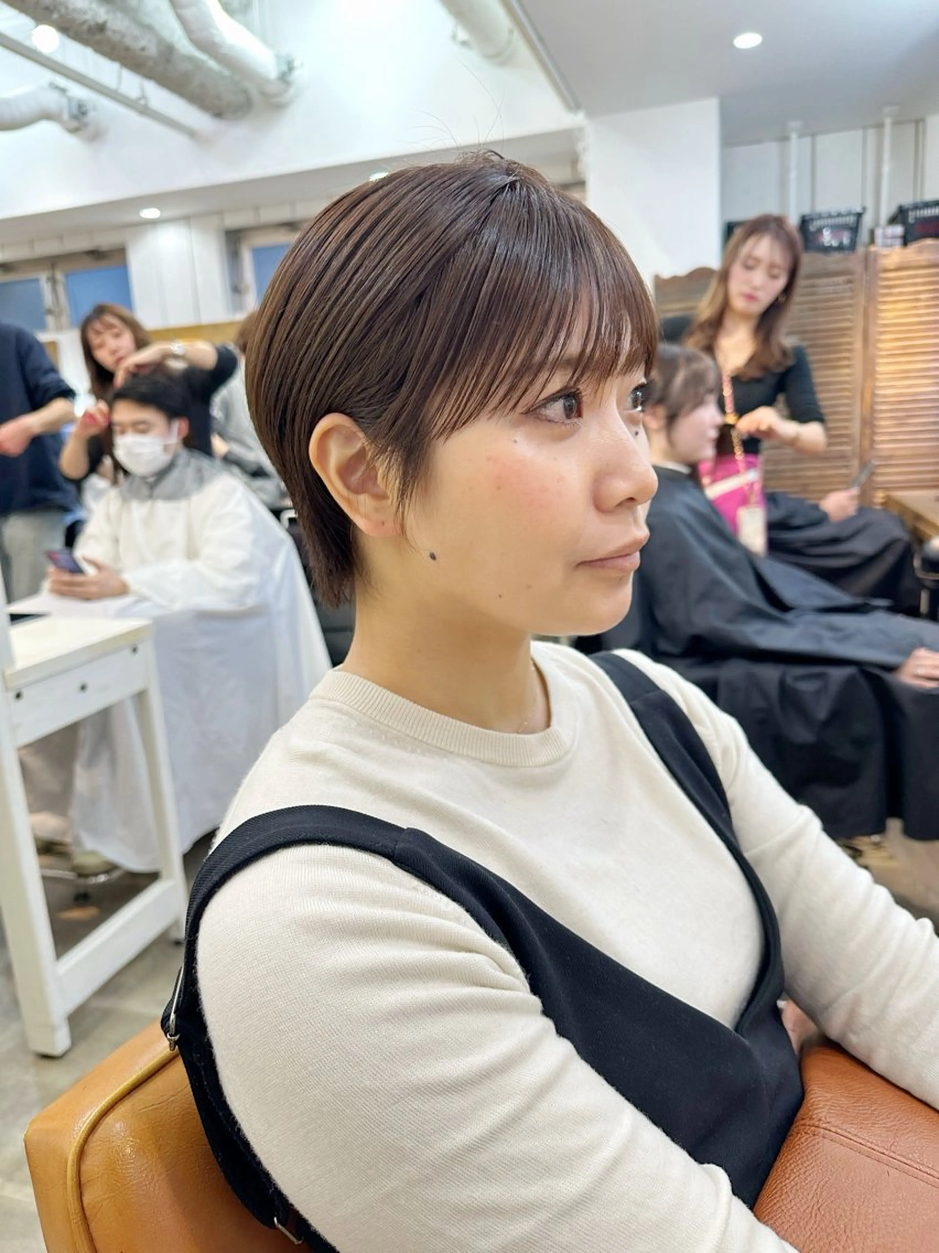 ショート カラー ショートボブ ハンサムショート ボブ くせ毛 ショートヘア カット ヘアカラー newline銀座所属・銀座ショート/ 大人ショート/金子涼のヘアスタイル