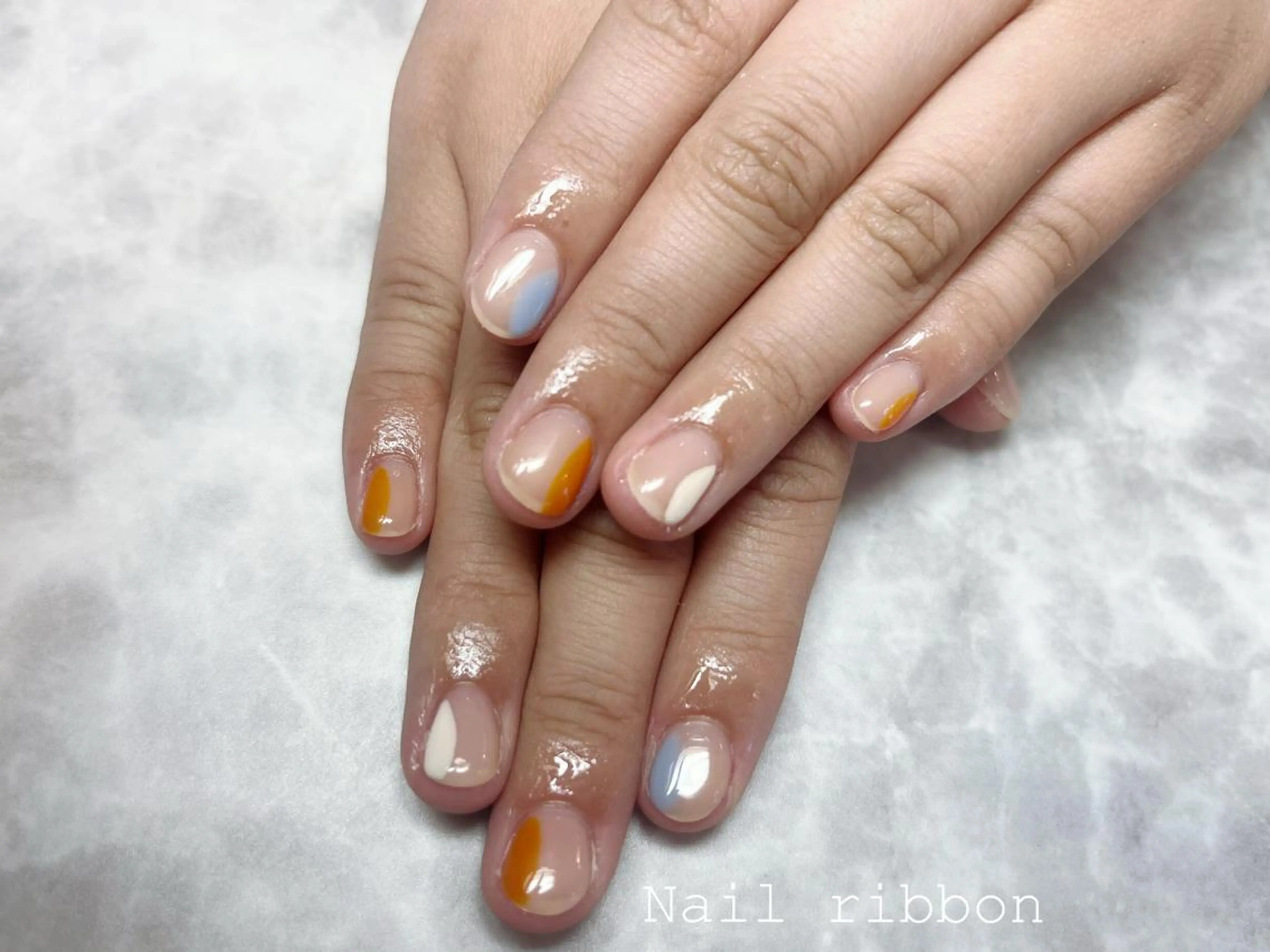 ネイル ネイルリボン 伊藤のネイルデザイン
