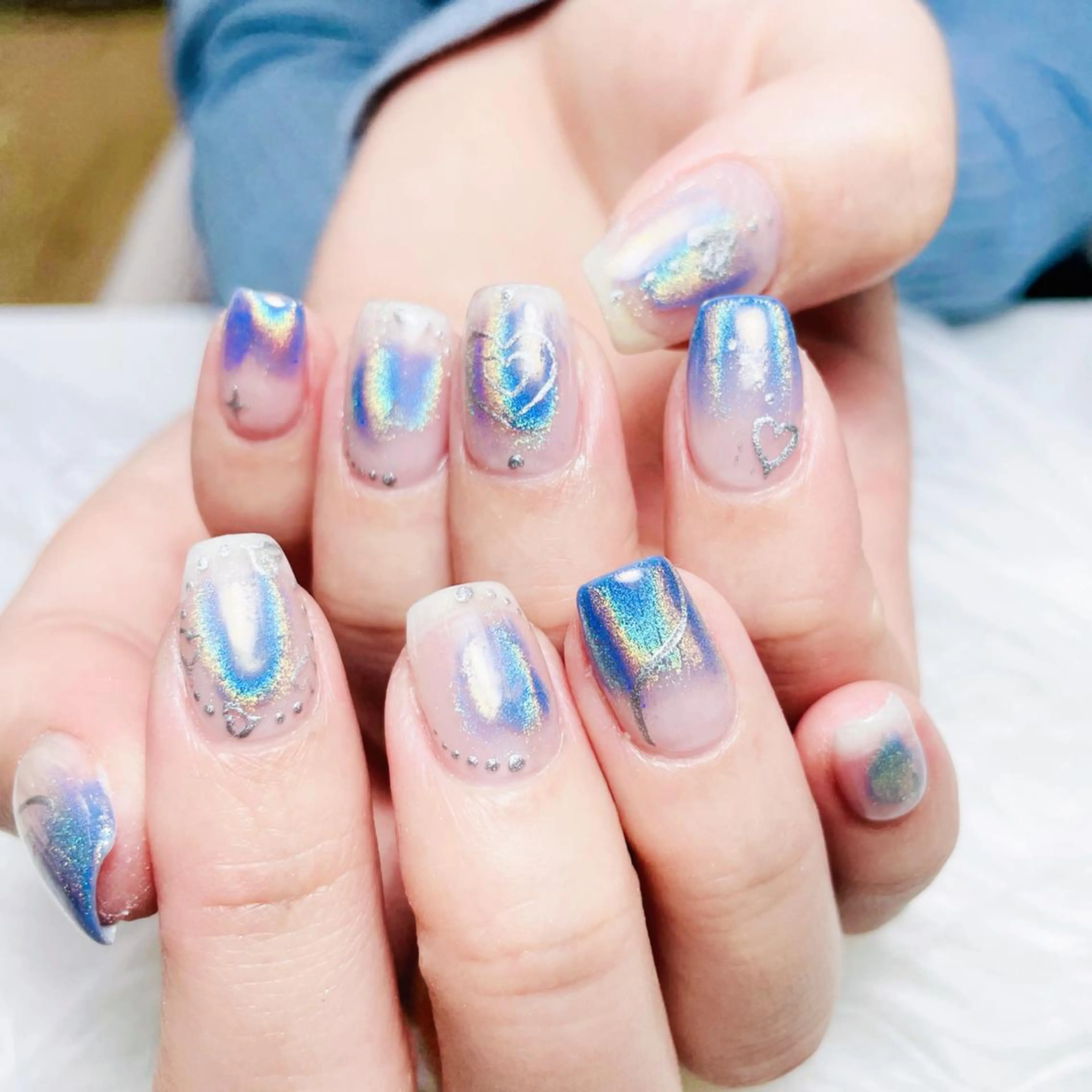 ネイル クリアネイル フラッシュネイル フラワーネイル グラデーション キラキラネイル ハンドネイル NailPrincess所属・princess スカルプ専門店のネイルデザイン