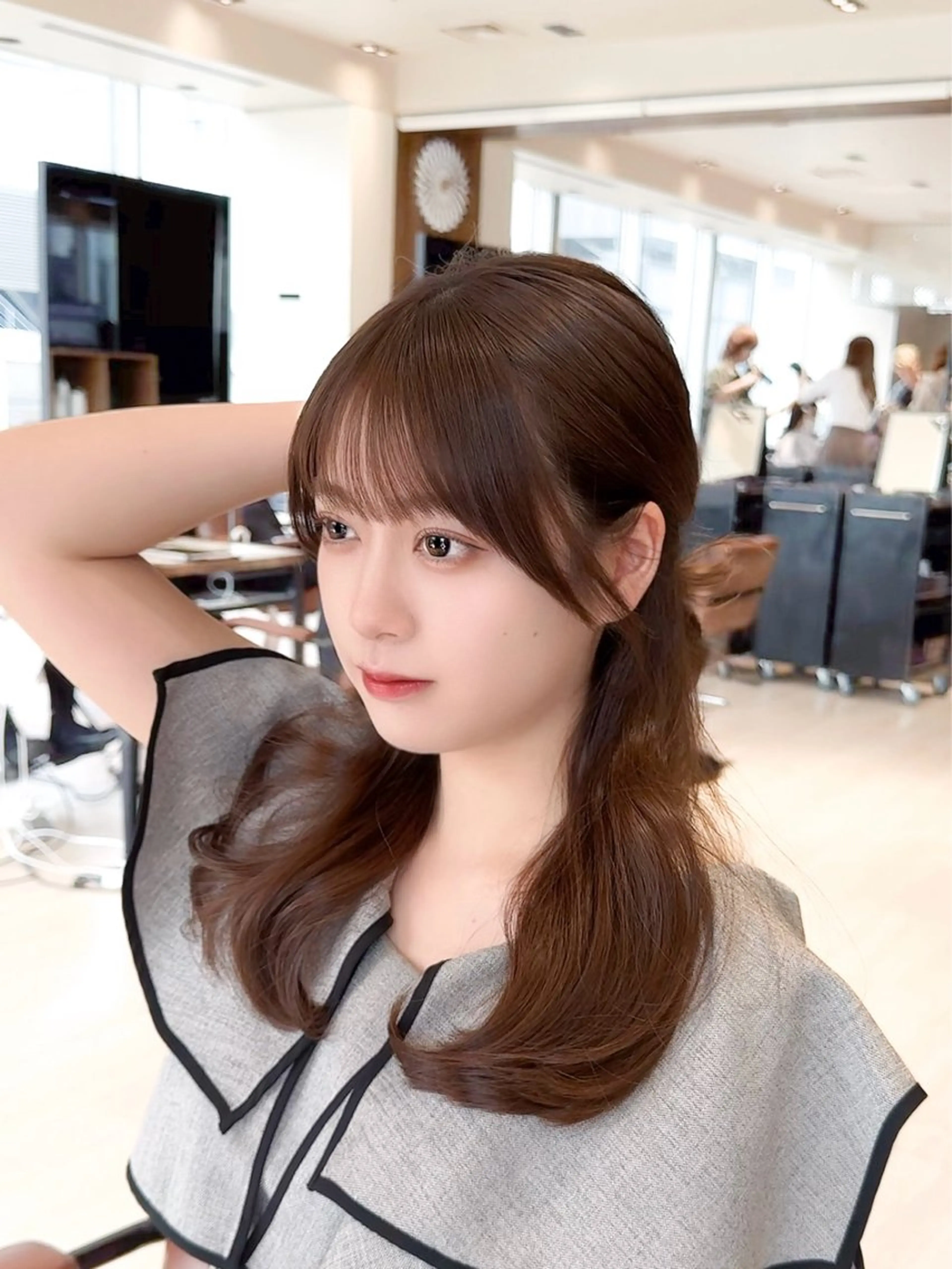 ミディアム カラー ヘアアレンジ カット ヘアカラー トリートメント 最小顔周りカット/ くびれヘア/窪田洸希のヘアスタイル