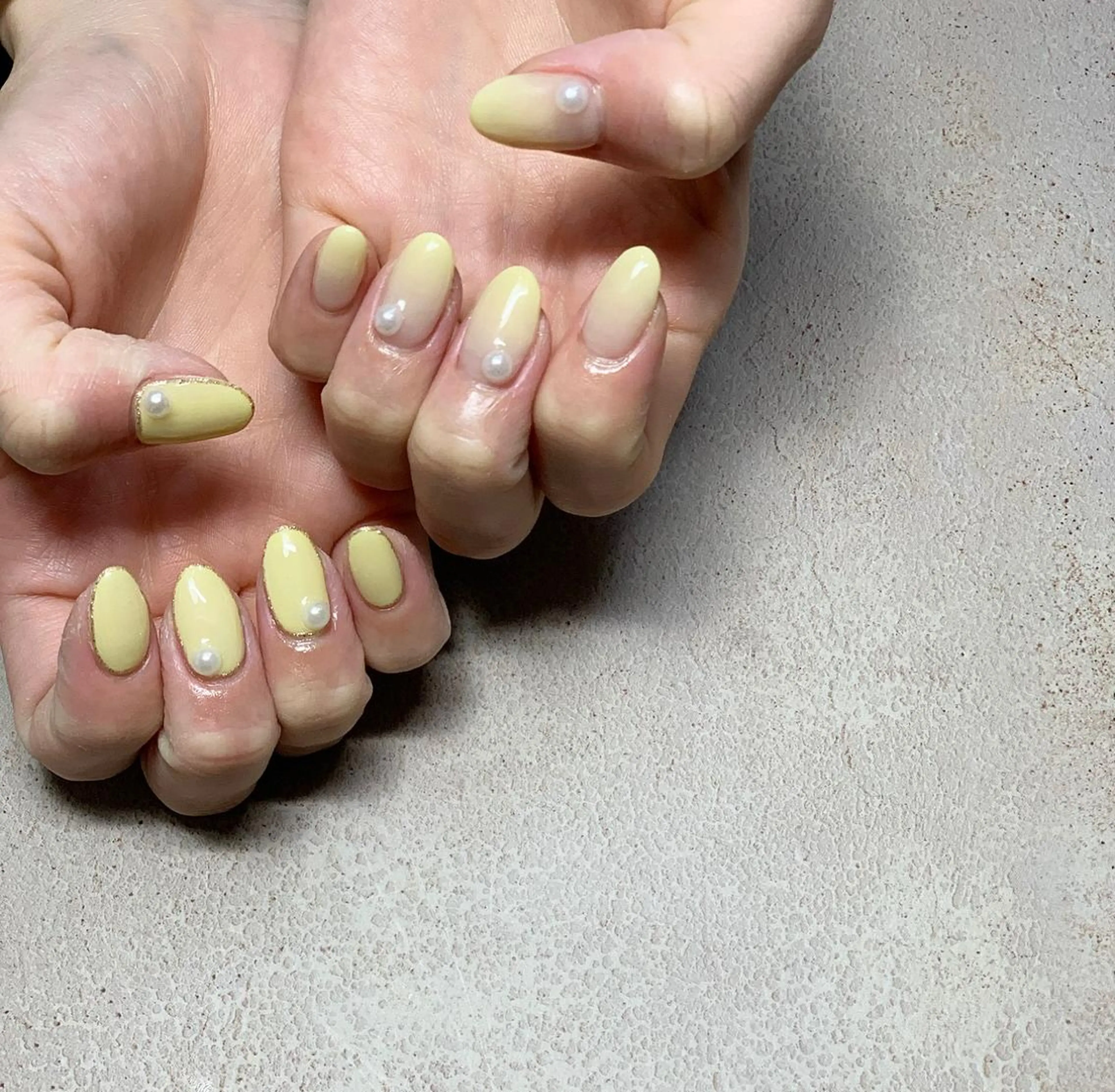 ネイル グラデーション 黄色 nail salon naroのエステ・リラクイメージ