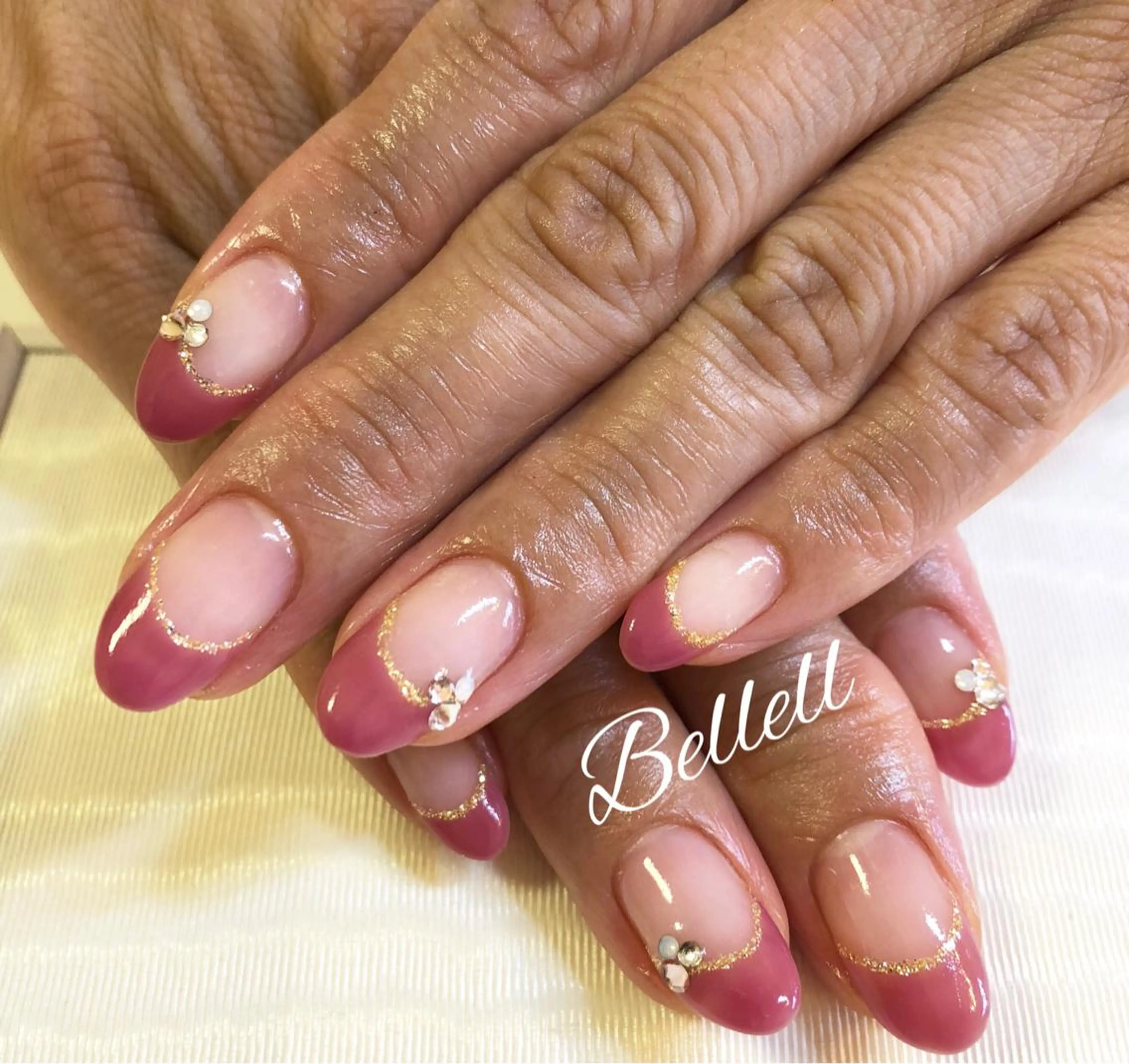 ネイル フレンチネイル 青木 綾子のネイルデザイン