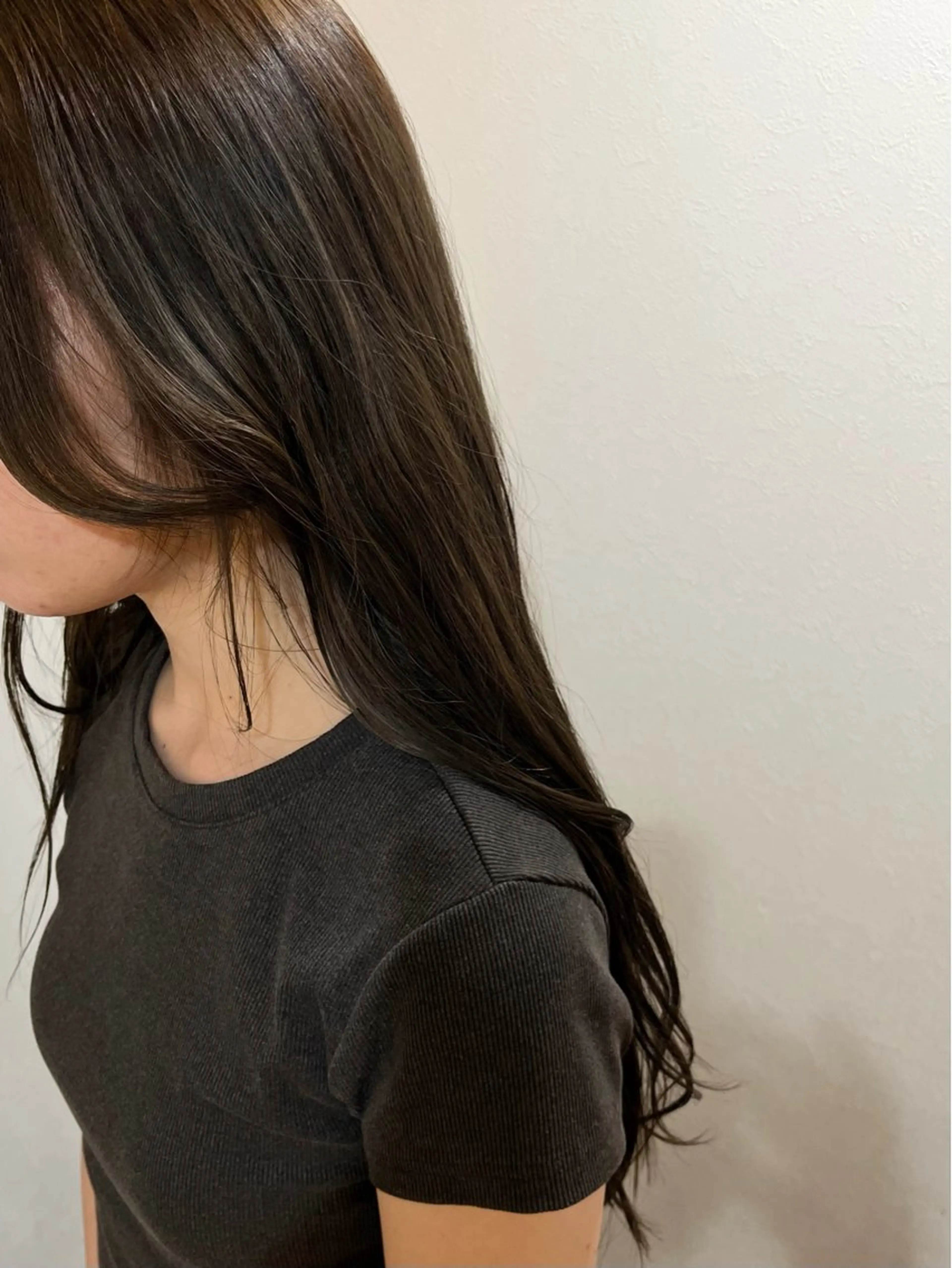 カラー ヘアカラー トリートメント 岡 千尋のヘアスタイル