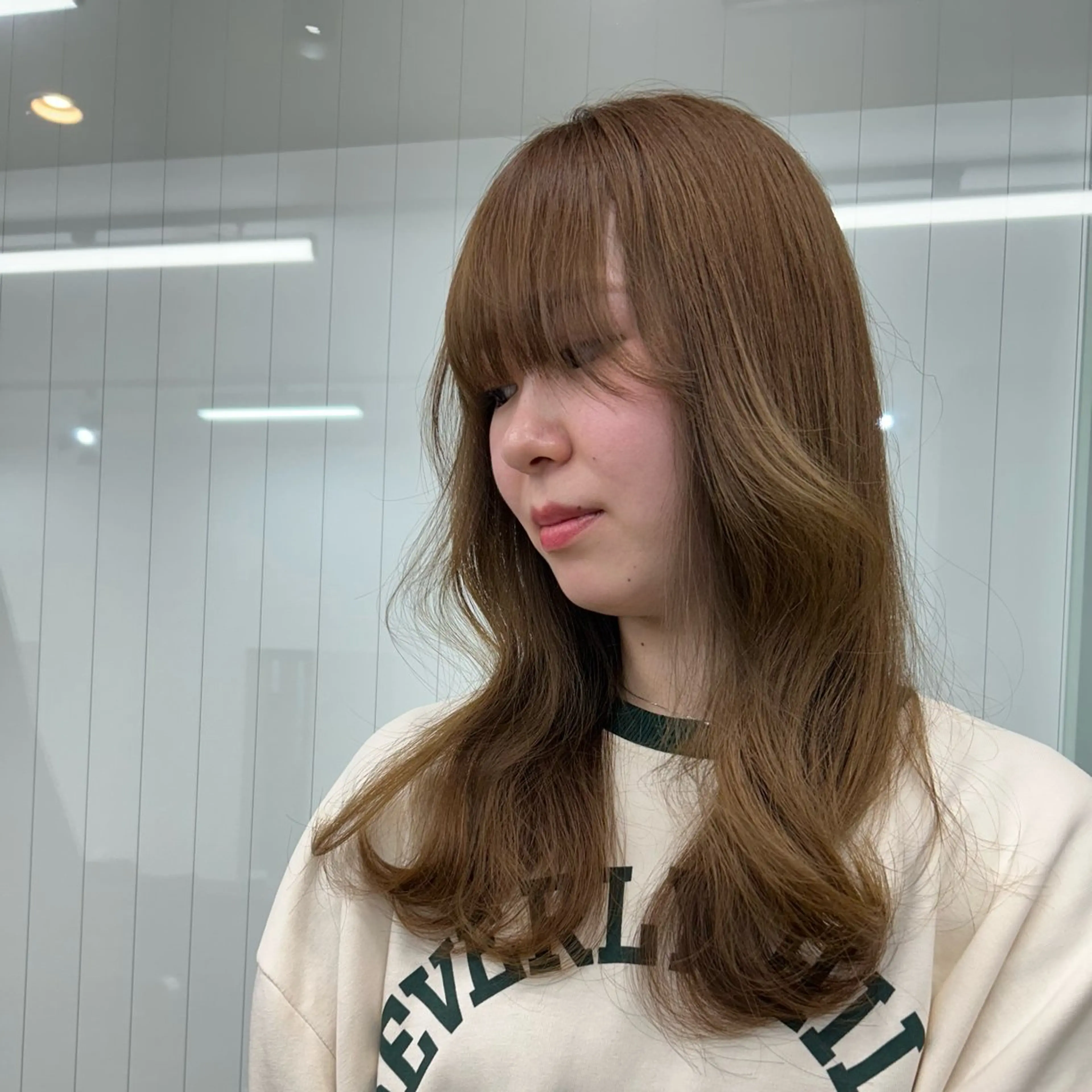 ロング カラー ベージュカラー COEUR🧡 山下　優花のヘアスタイル