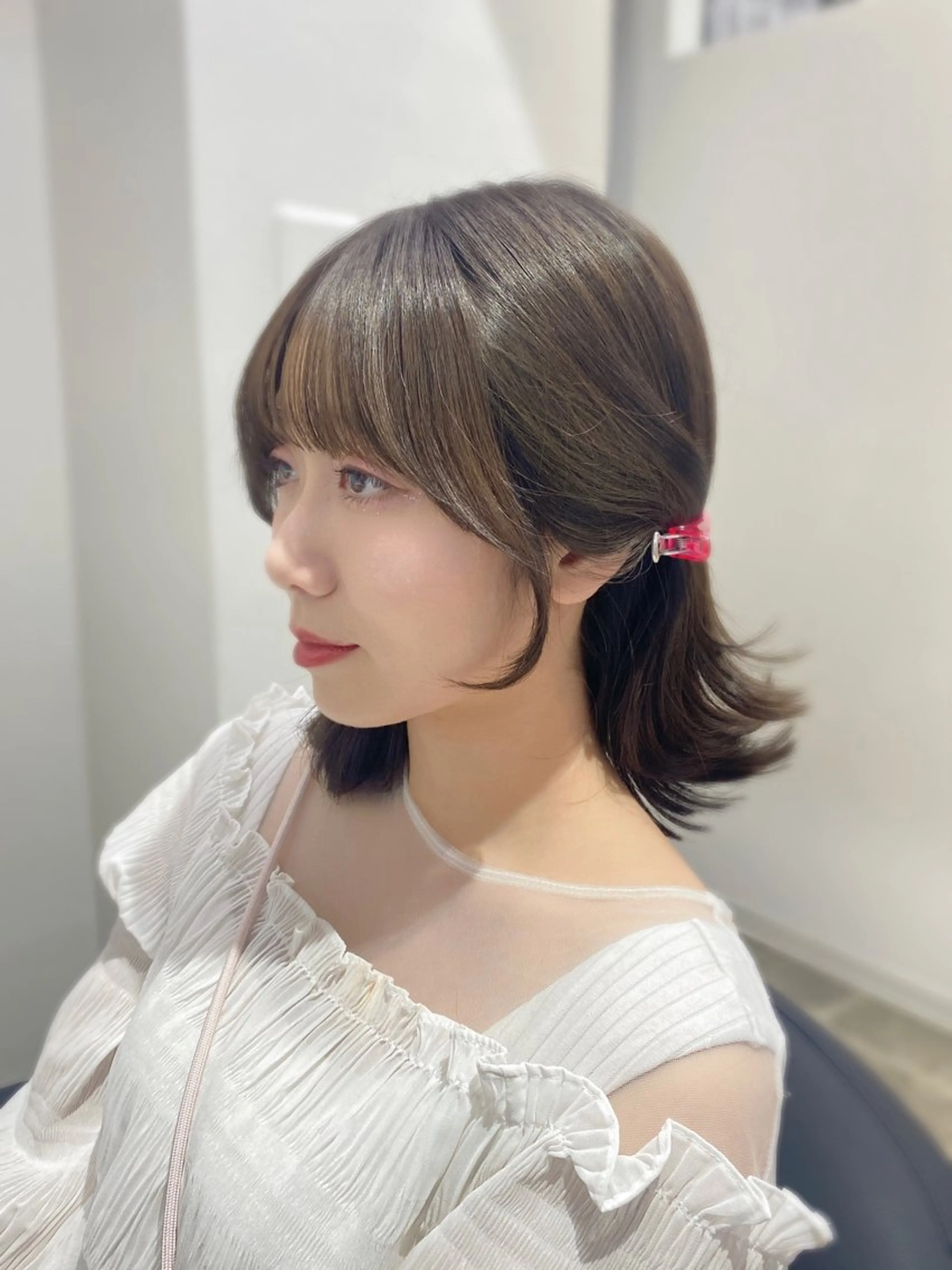 ミディアム カラー カット YUZU🎀顔まわり ×レイヤーカットのヘアスタイル