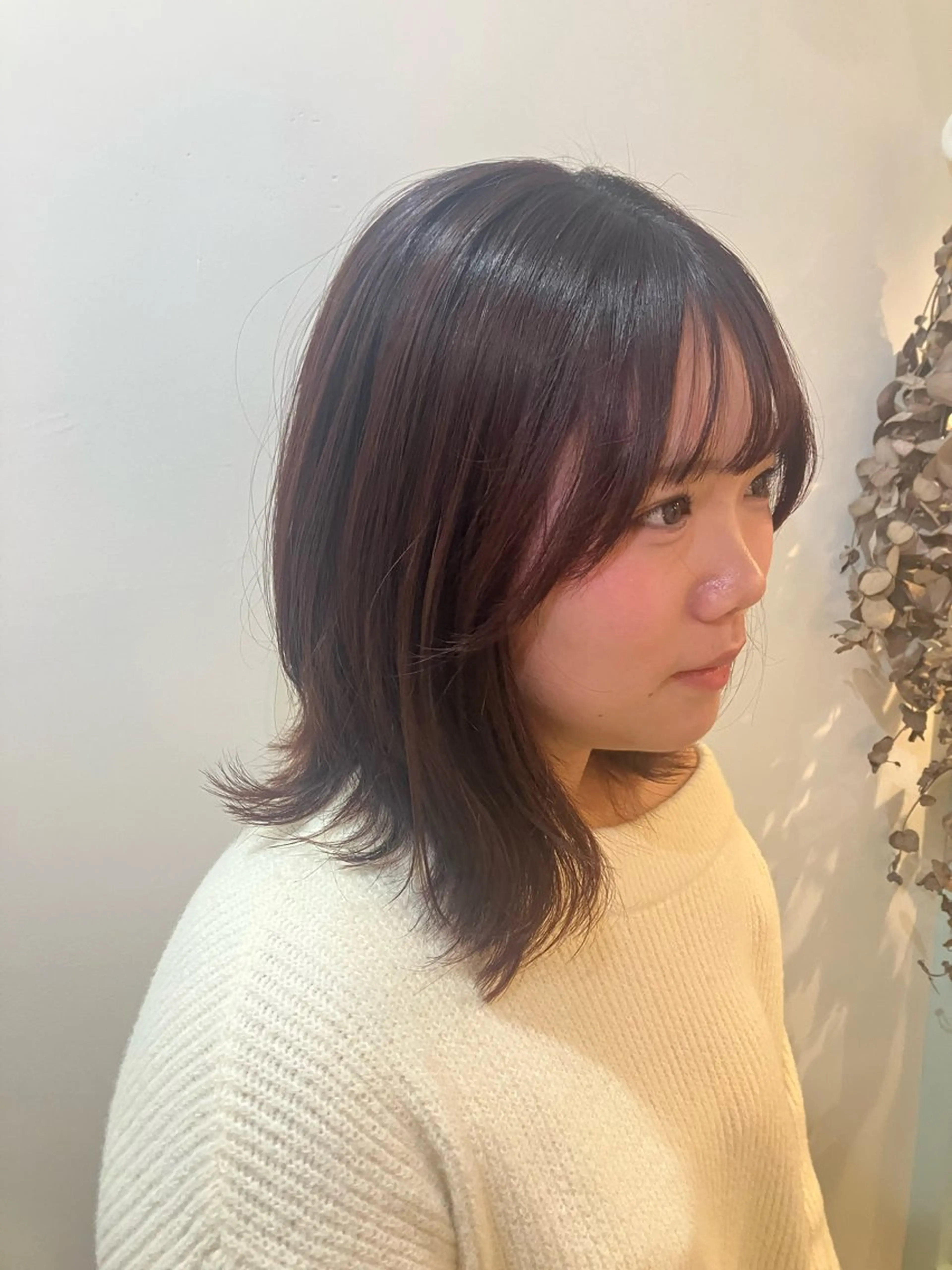 ミディアム まつげパーマカラー モデルBAGUS凜華のヘアスタイル