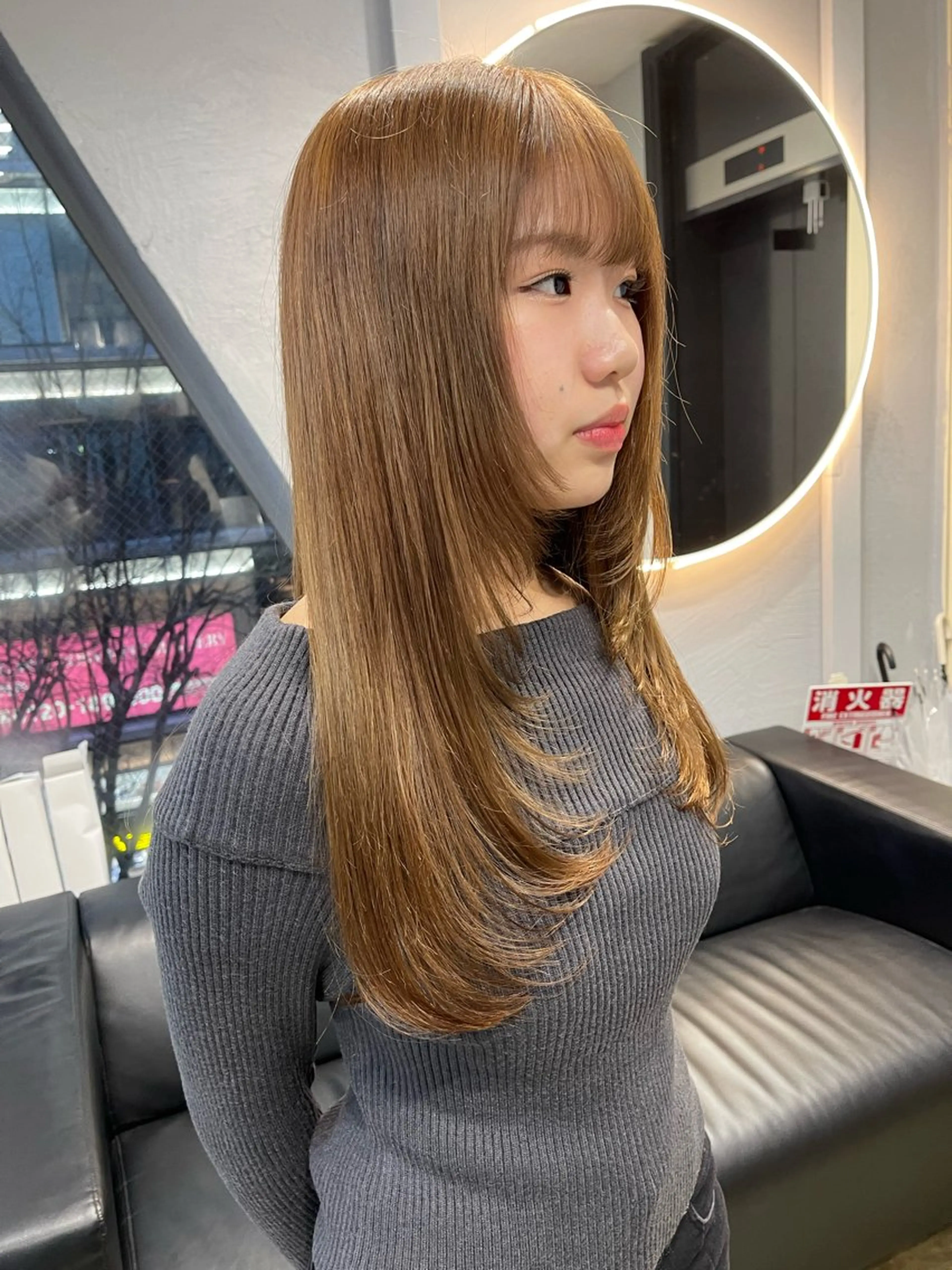 ロング カラー ベージュカラー ブリーチ ケアブリーチ デザインカラー ダブルカラー カット ヘアカラー 宮崎　達也 ブリーチ／レイヤーのヘアスタイル