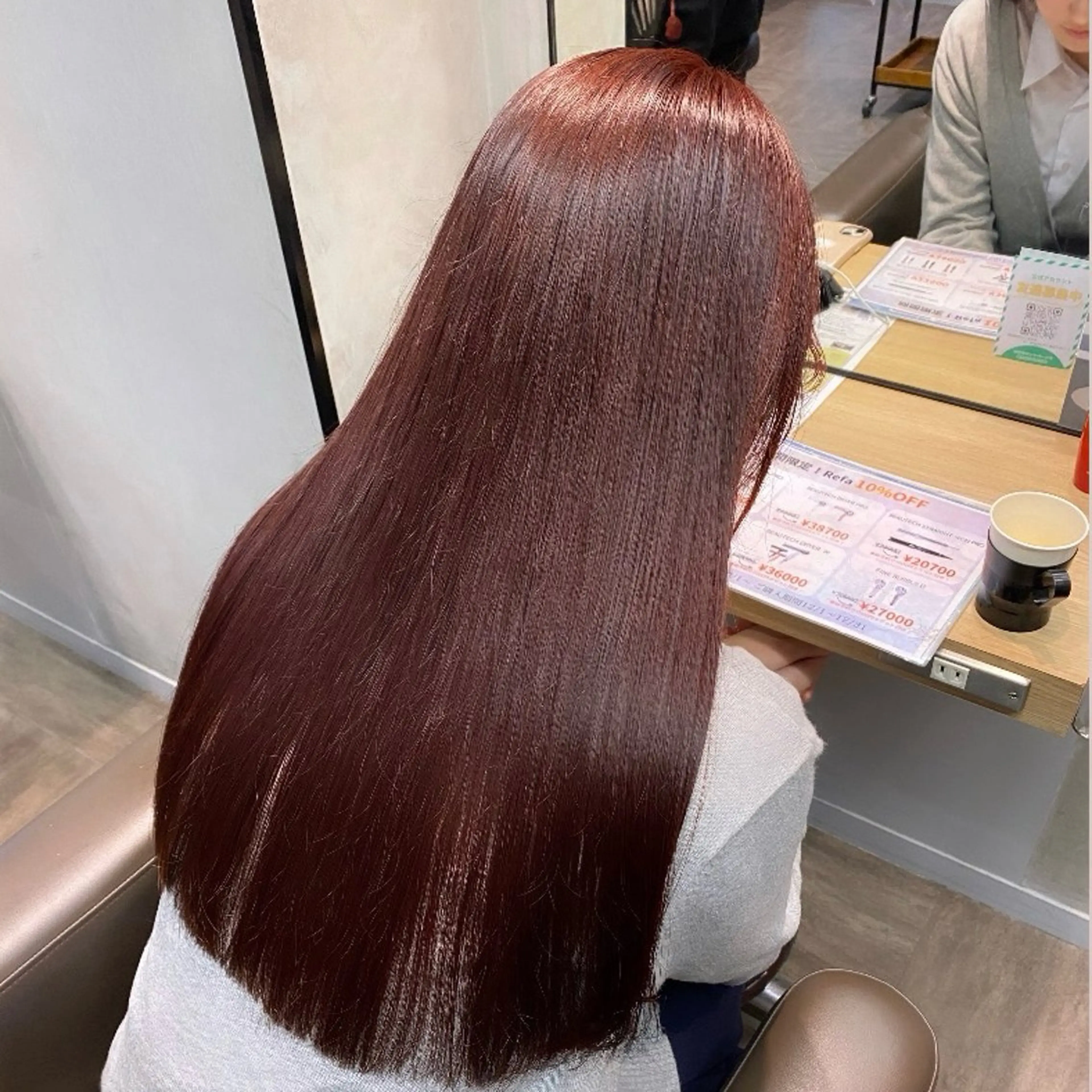 ロング カラー ブリーチ ブリーチなしカラー 艶暖色カラー🍒 縮毛矯正ほののヘアスタイル