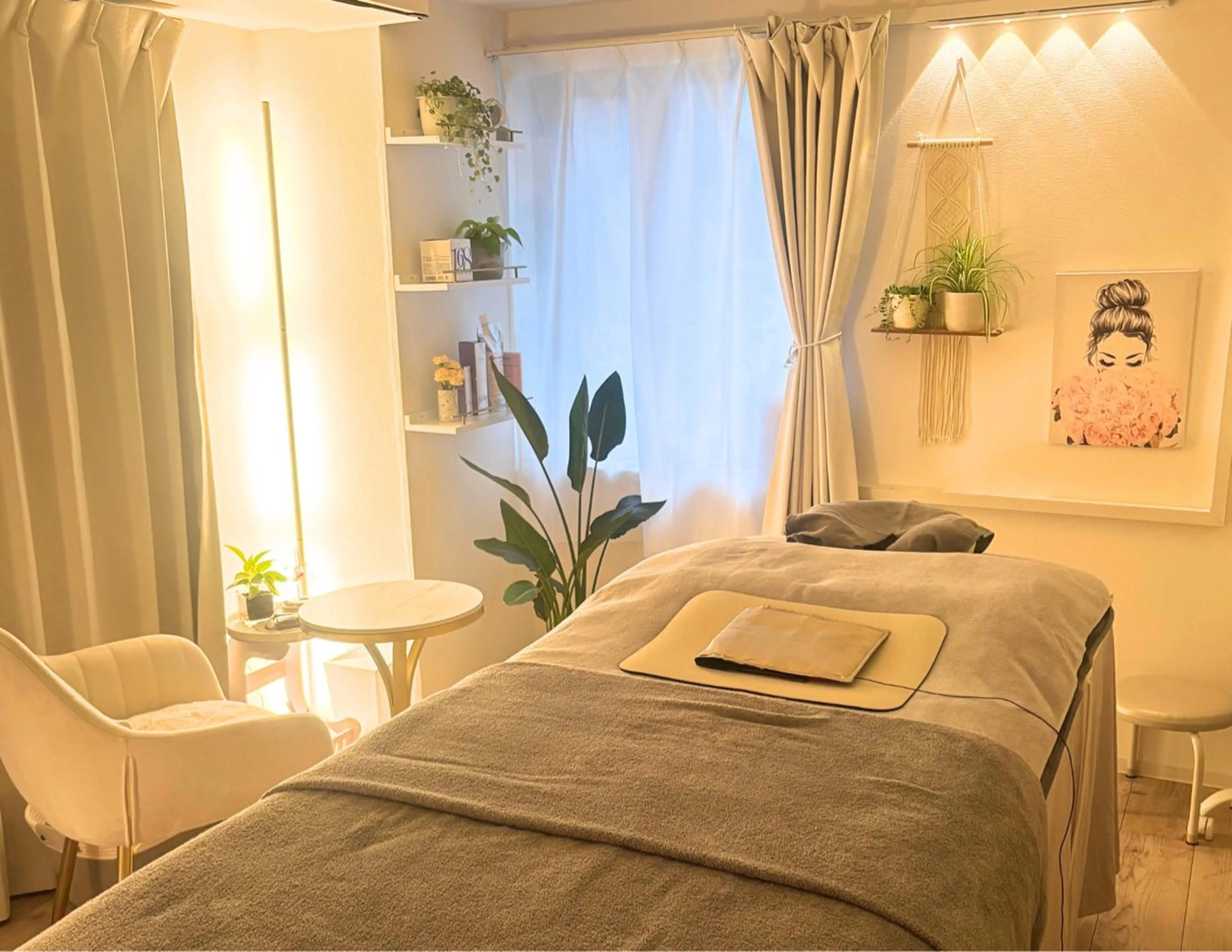 LaLa所属・小顔・たるみケア 専門店【LaLa】のエステ・リラクイメージ