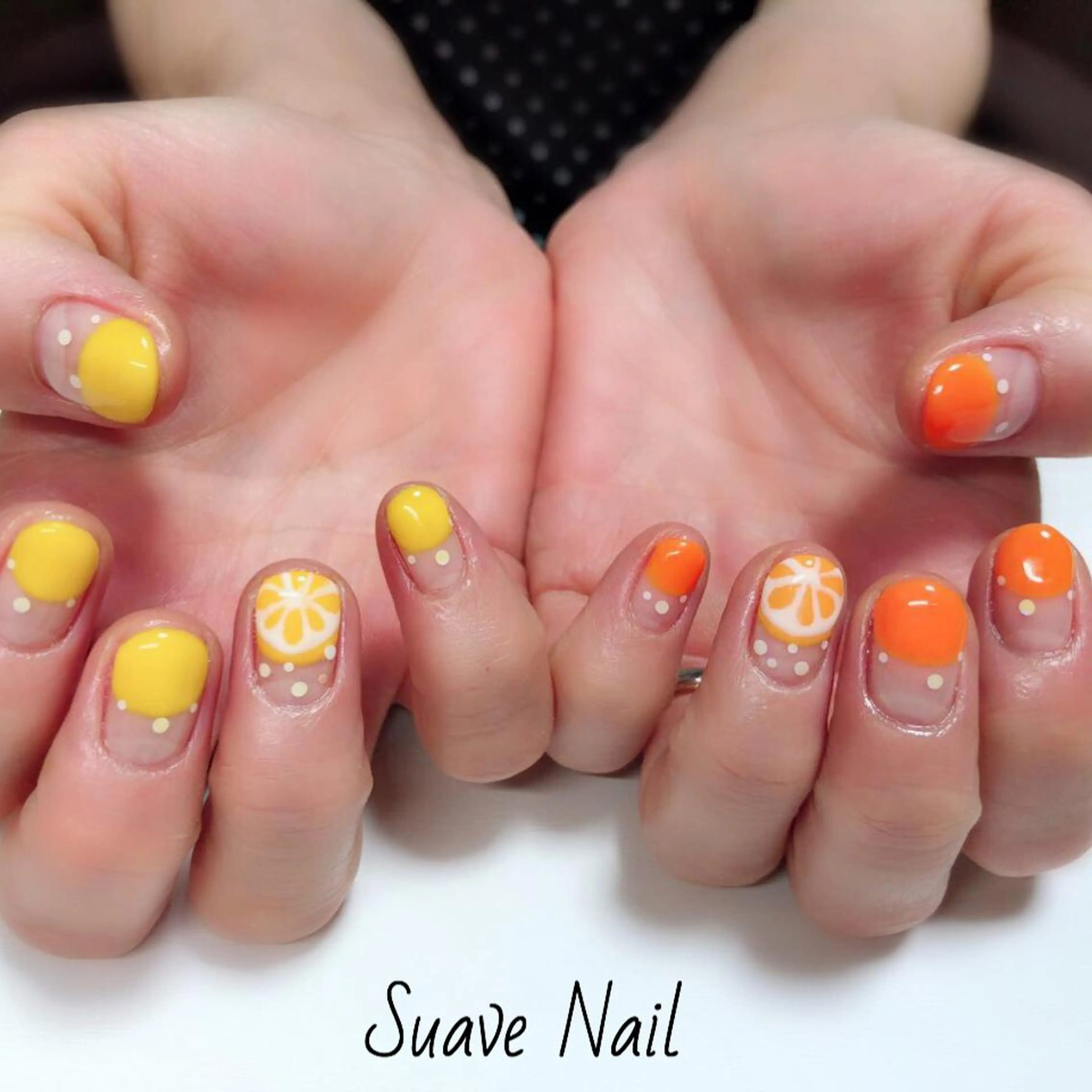 ネイル フレンチネイル オレンジ 黄色 Nail Suave (シュアーヴ)のネイルデザイン