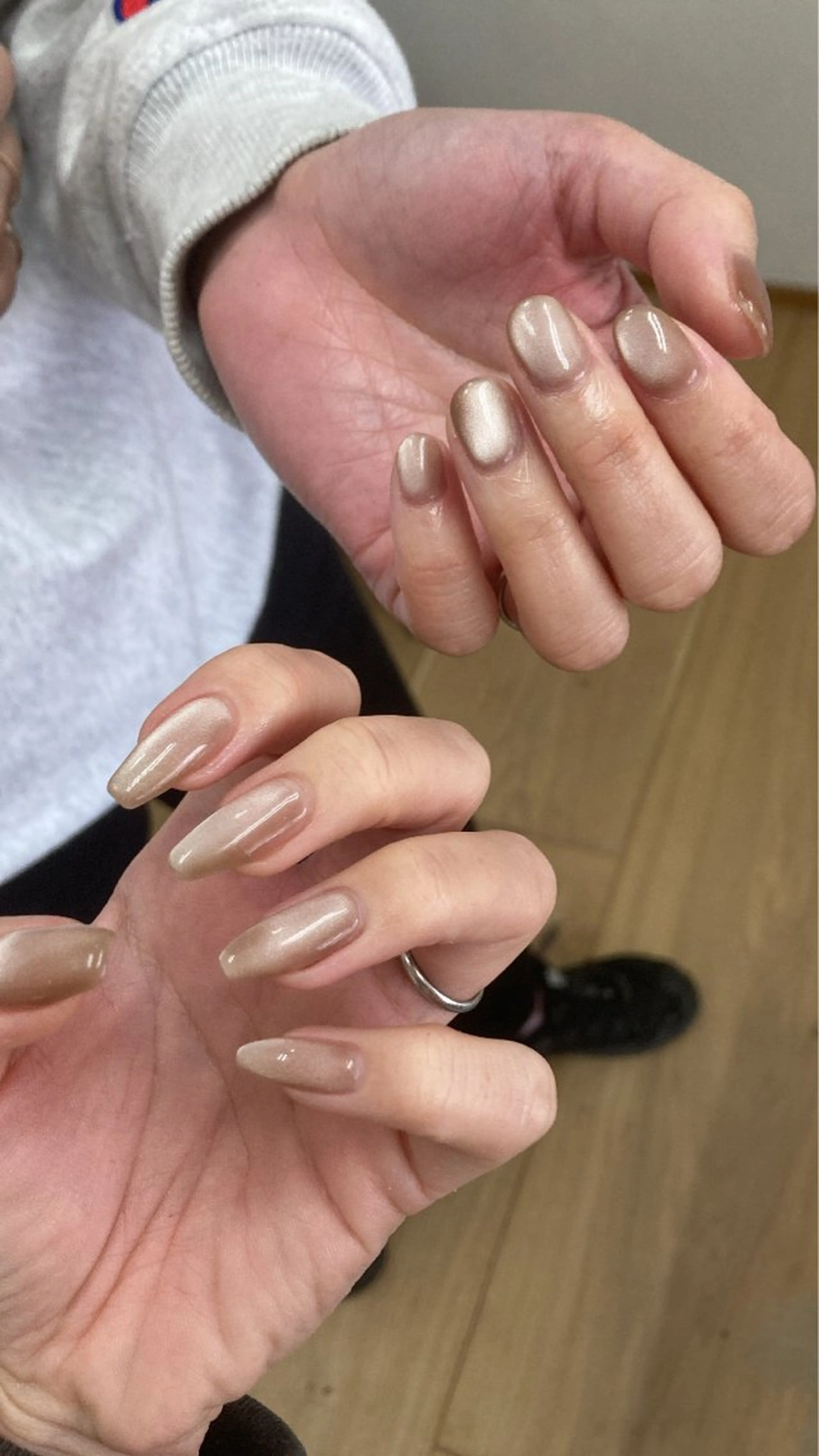 ネイル nailsalon　hue所属・小山 羽奈のネイルデザイン